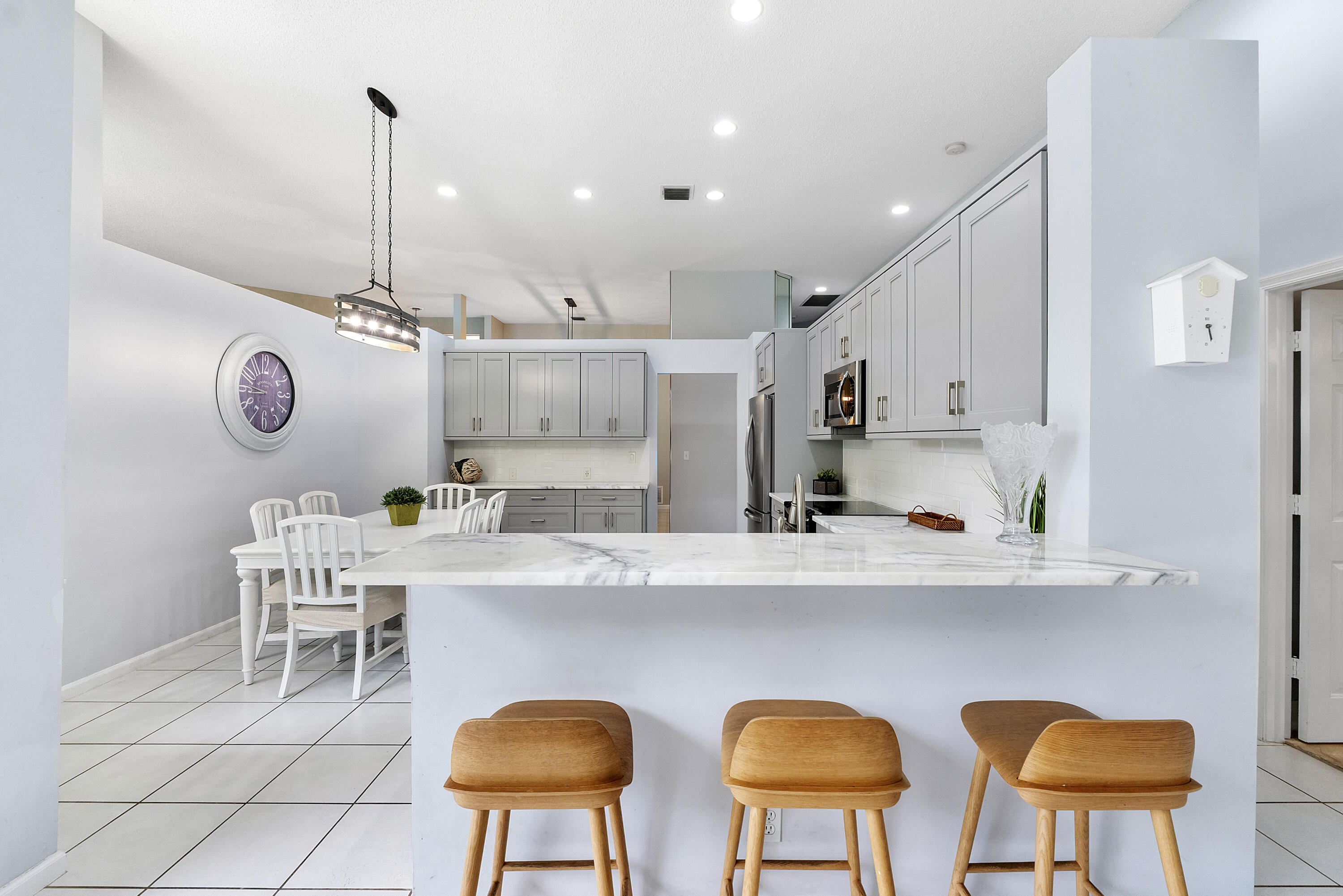 MEADOW RUN - Residential