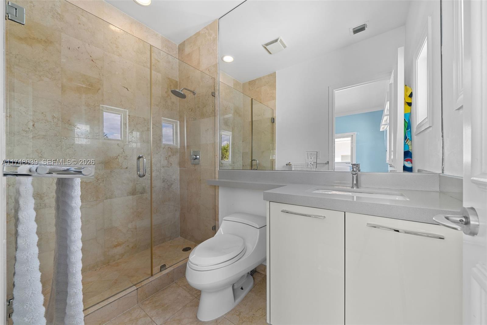 G B VILLAS - Residential