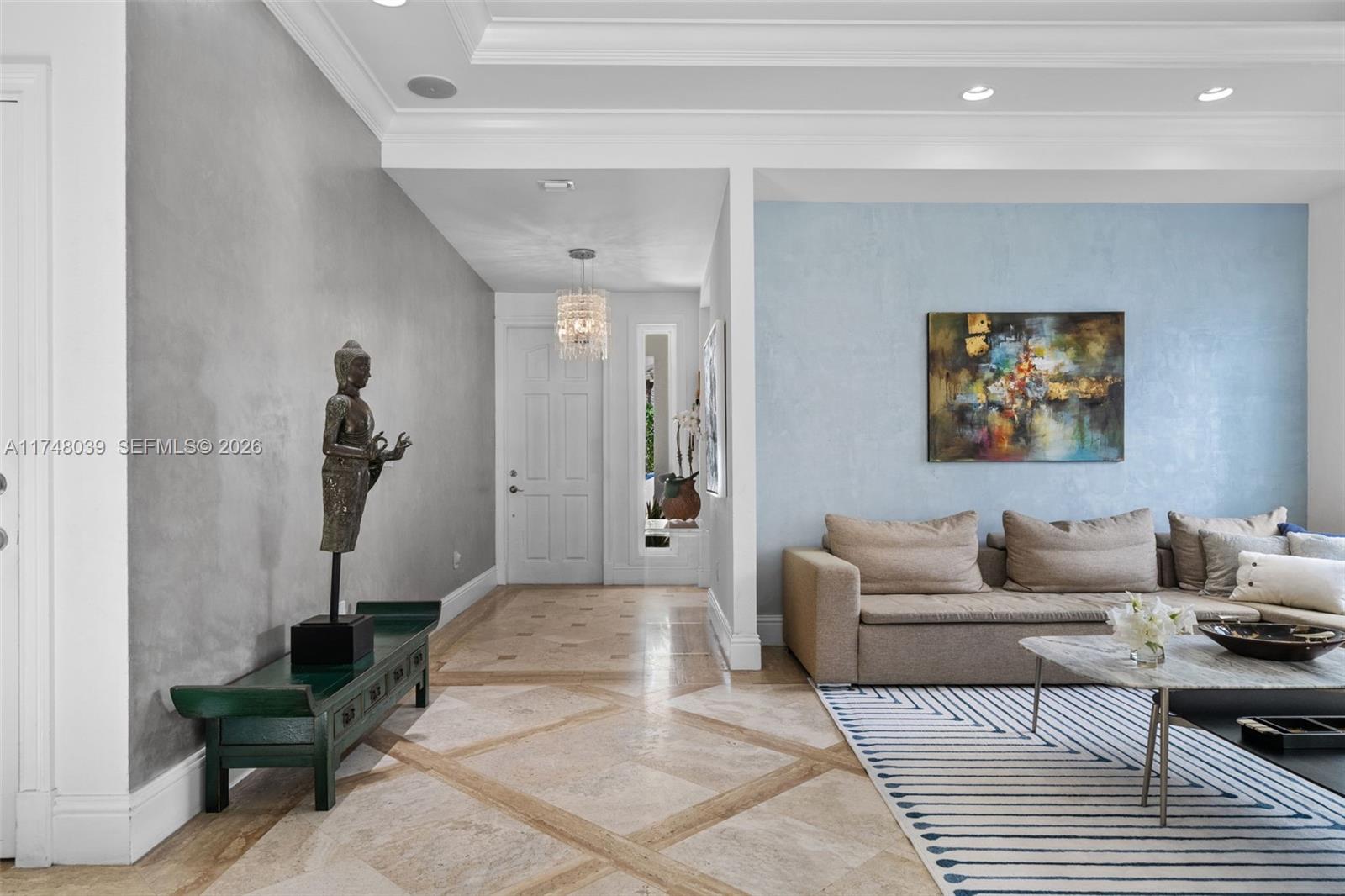 G B VILLAS - Residential