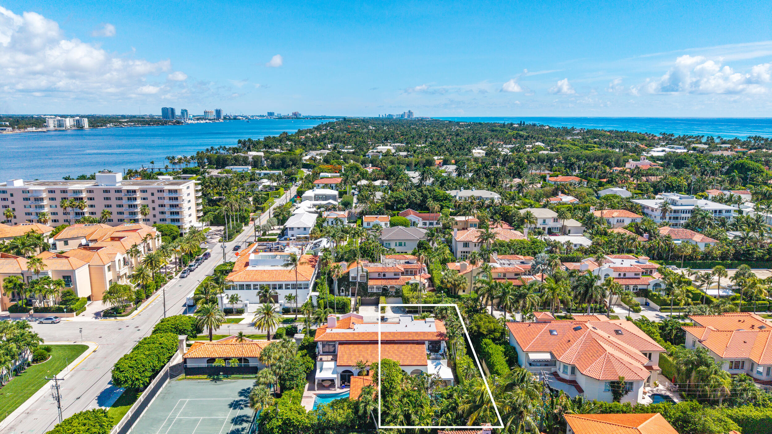 OCEAN PARK H W ROBBINS - Residential