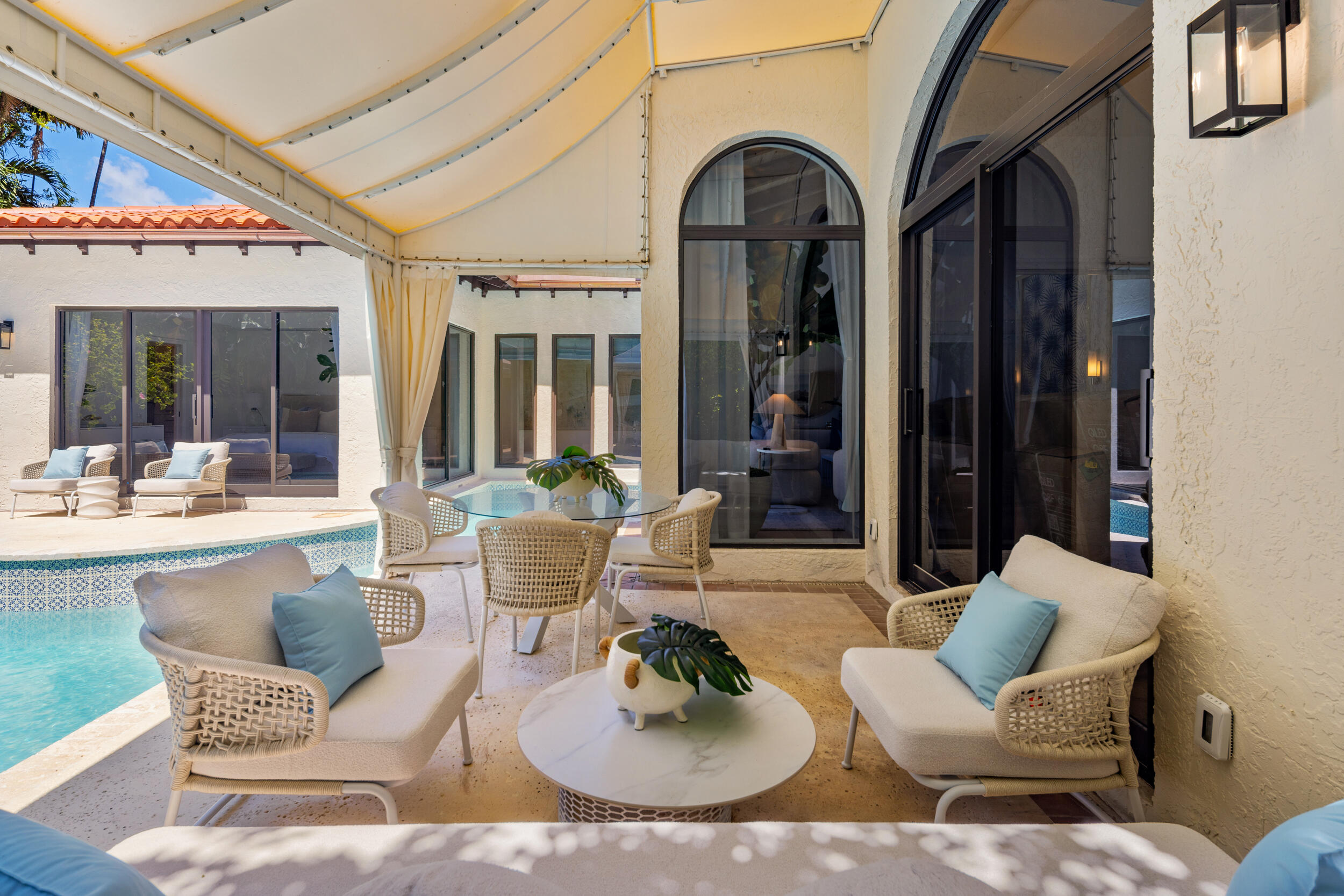 OCEAN PARK H W ROBBINS - Residential