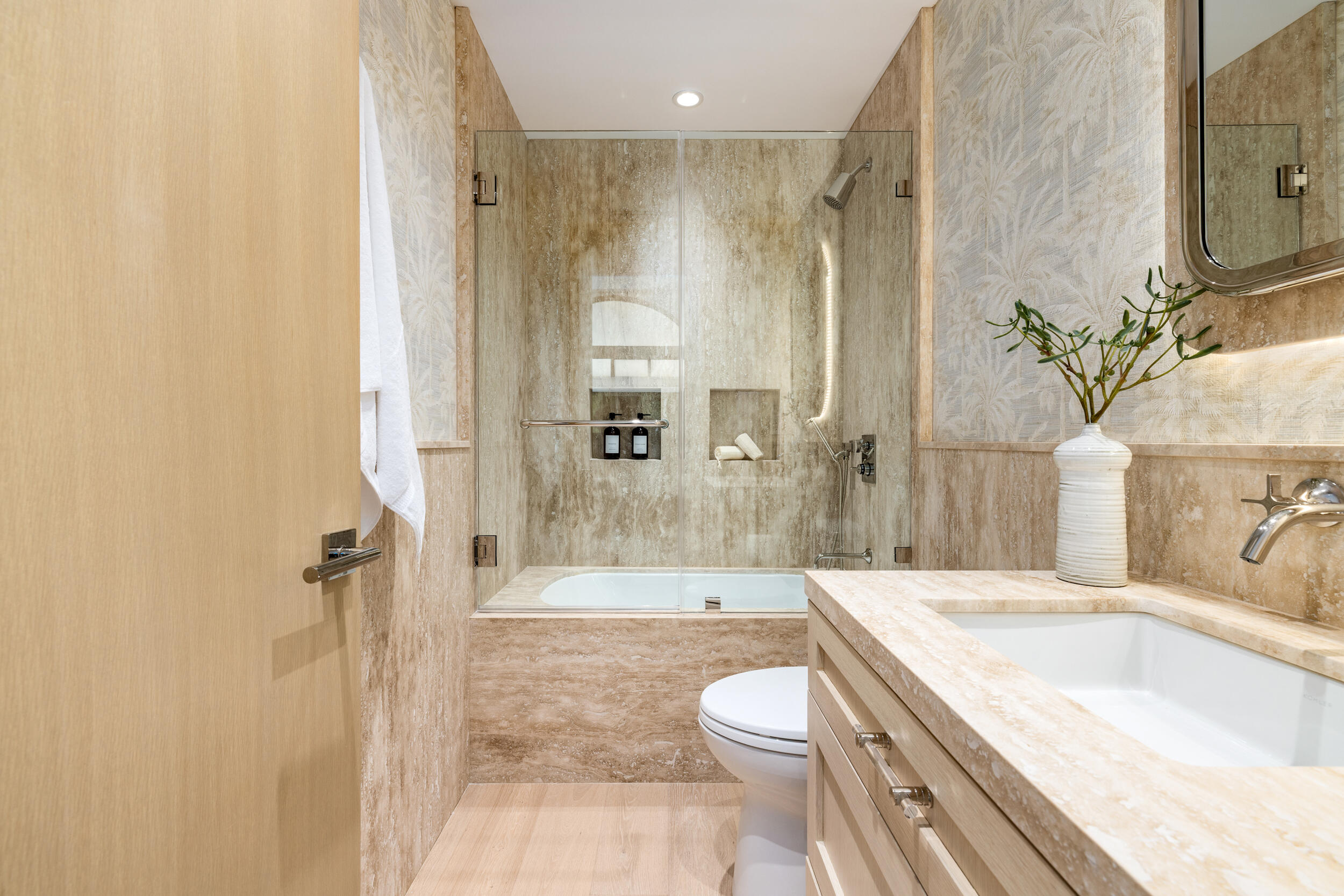 OCEAN PARK H W ROBBINS - Residential