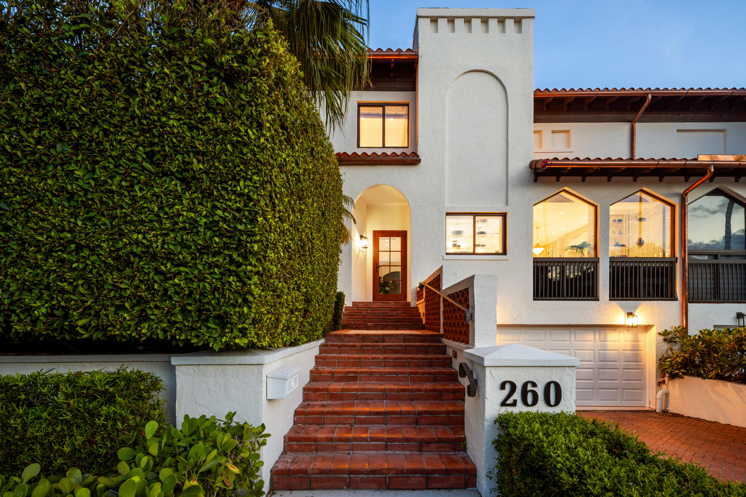 OCEAN PARK H W ROBBINS - Residential
