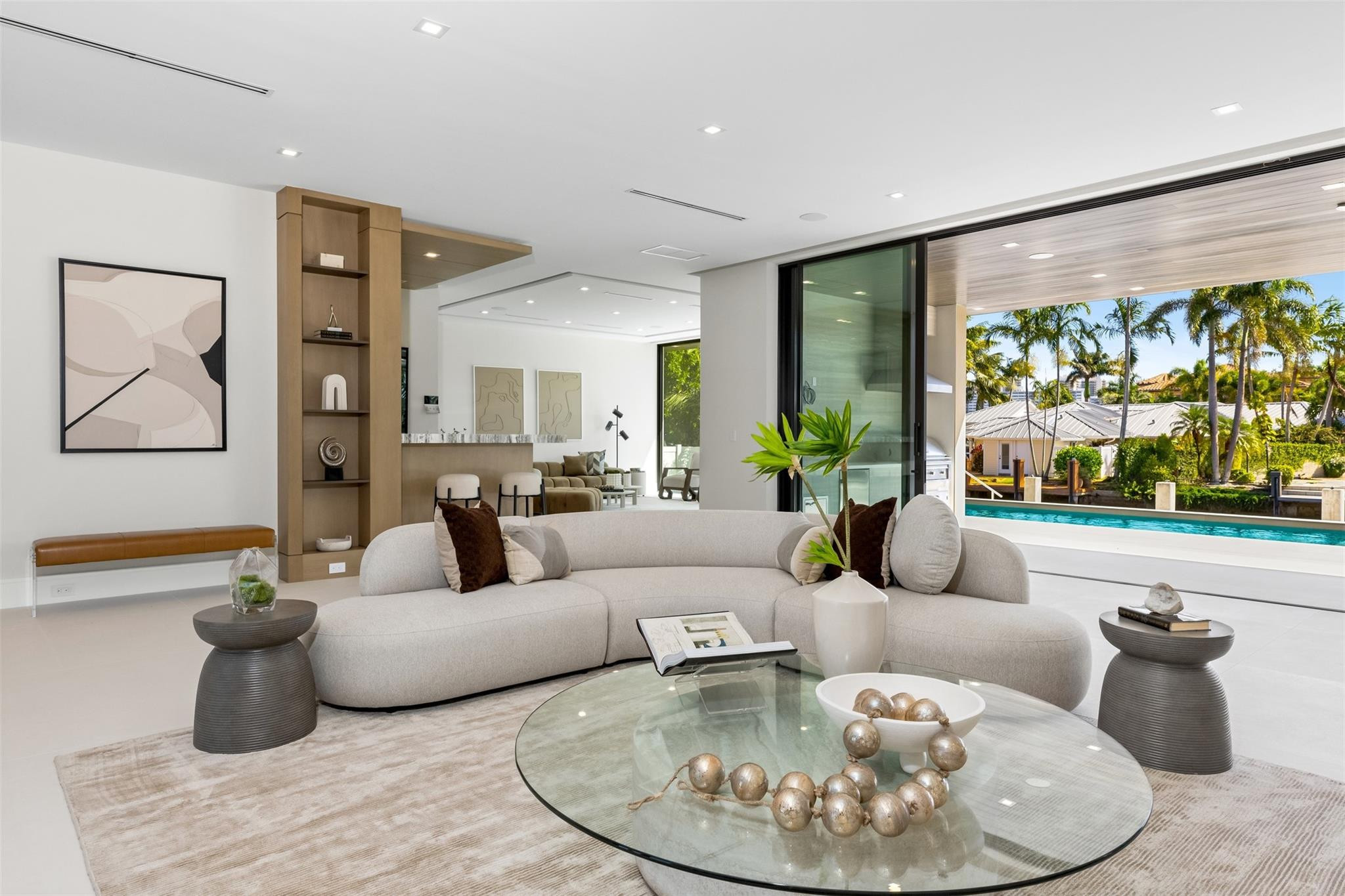 CORAL RIDGE COUNTRY CLUB - Residential