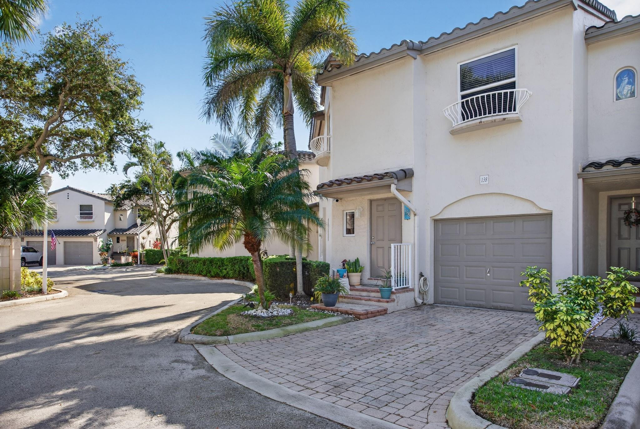 Ocean Walk Villas - Residential