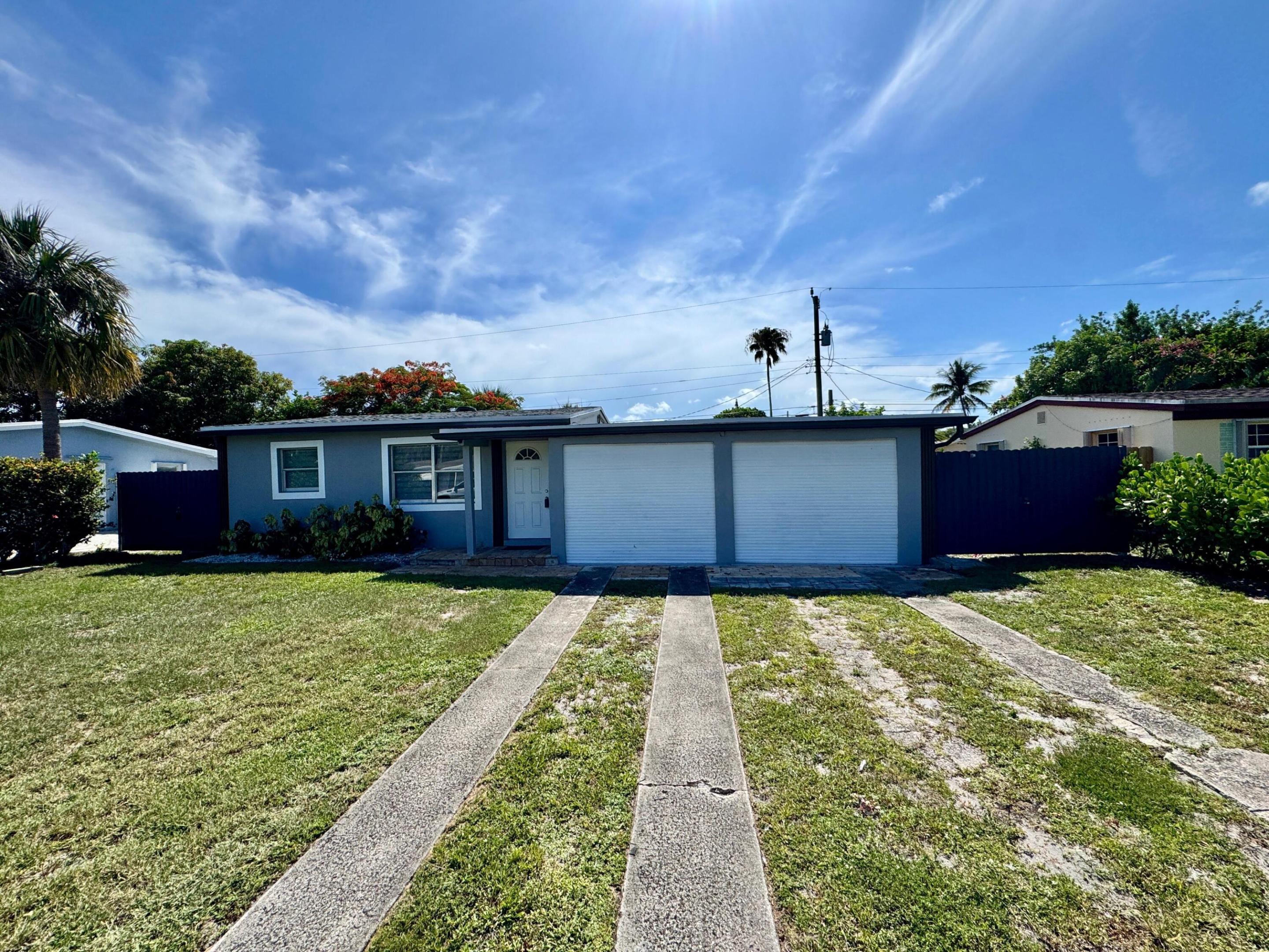 COLLIER MANOR 2ND ADD - Residential