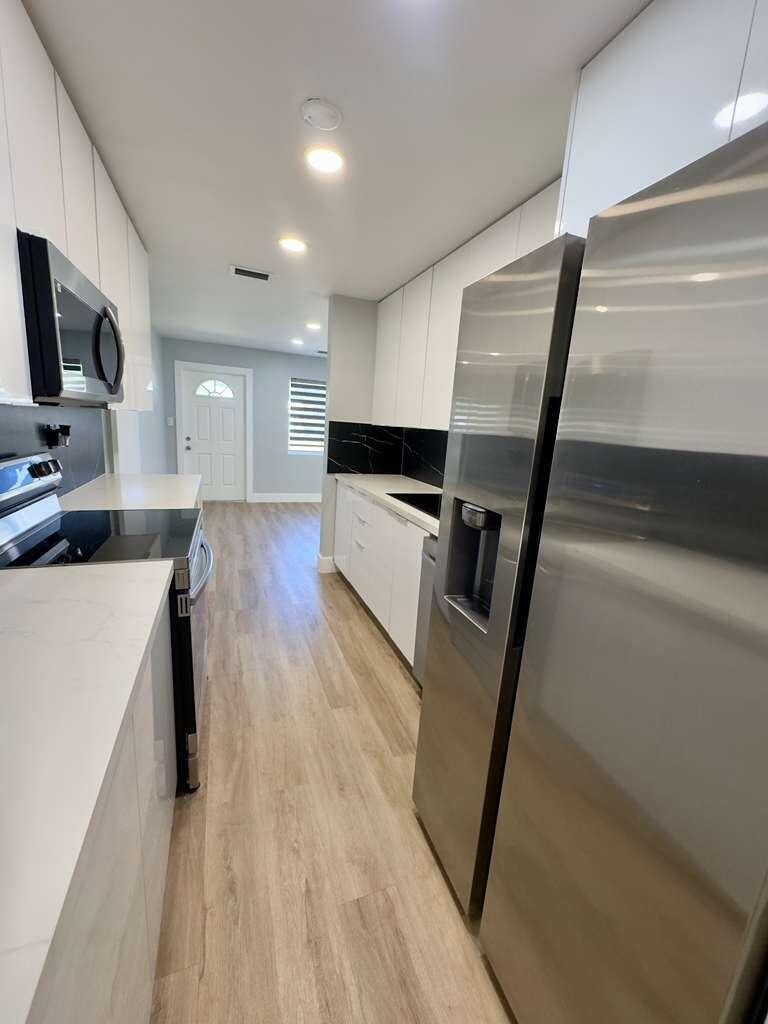 COLLIER MANOR 2ND ADD - Residential
