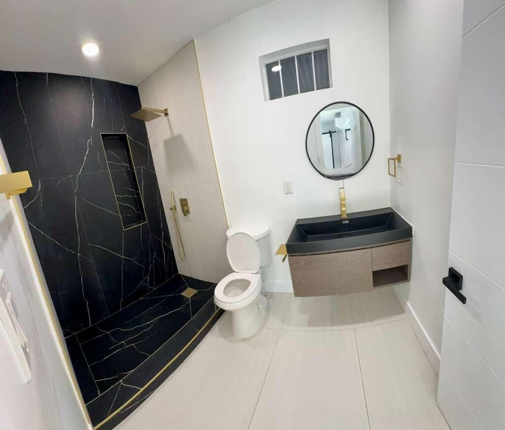 COLLIER MANOR 2ND ADD - Residential