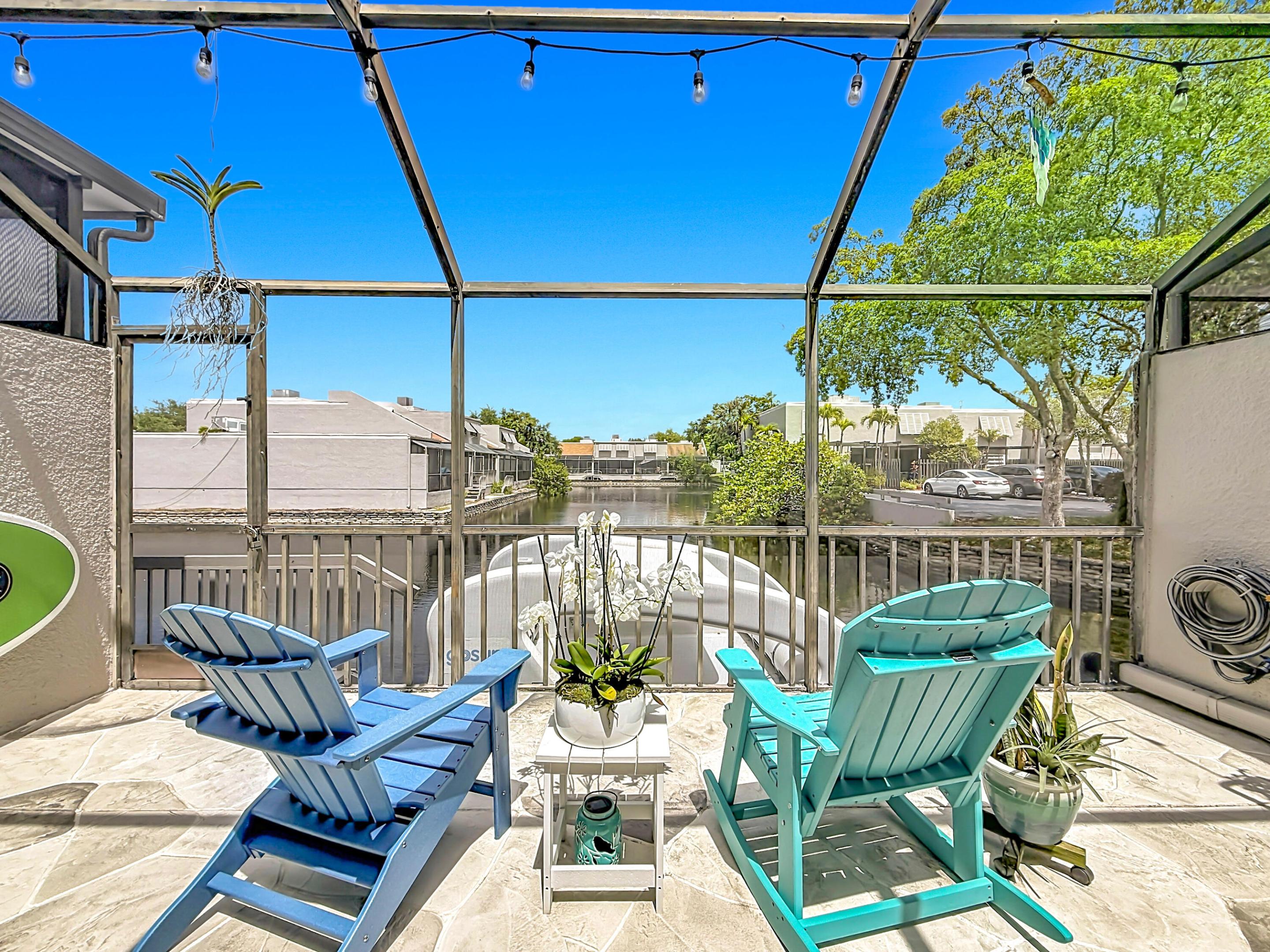 VILLAS LAKES - Residential Lease