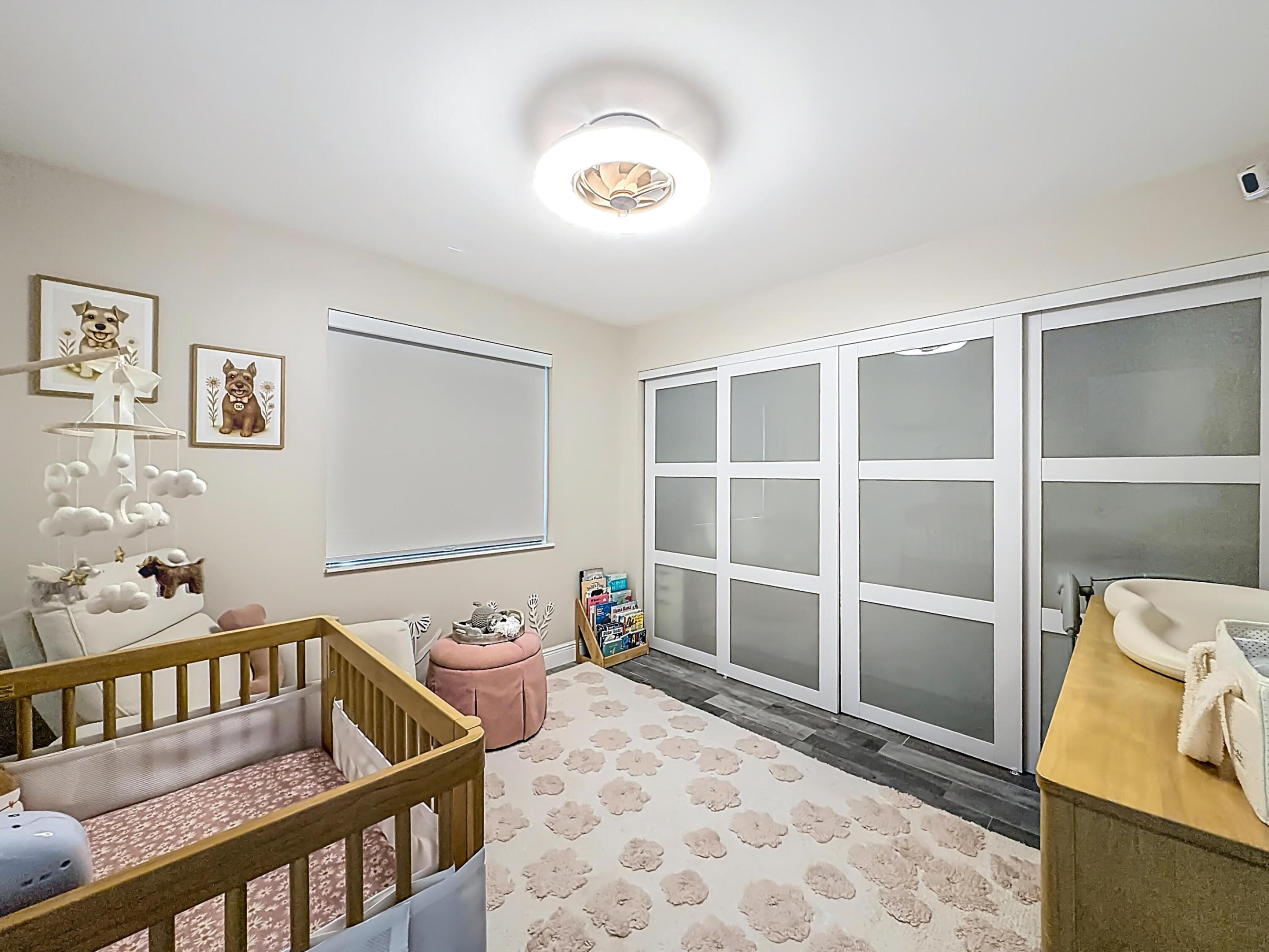 VILLAS LAKES - Residential Lease
