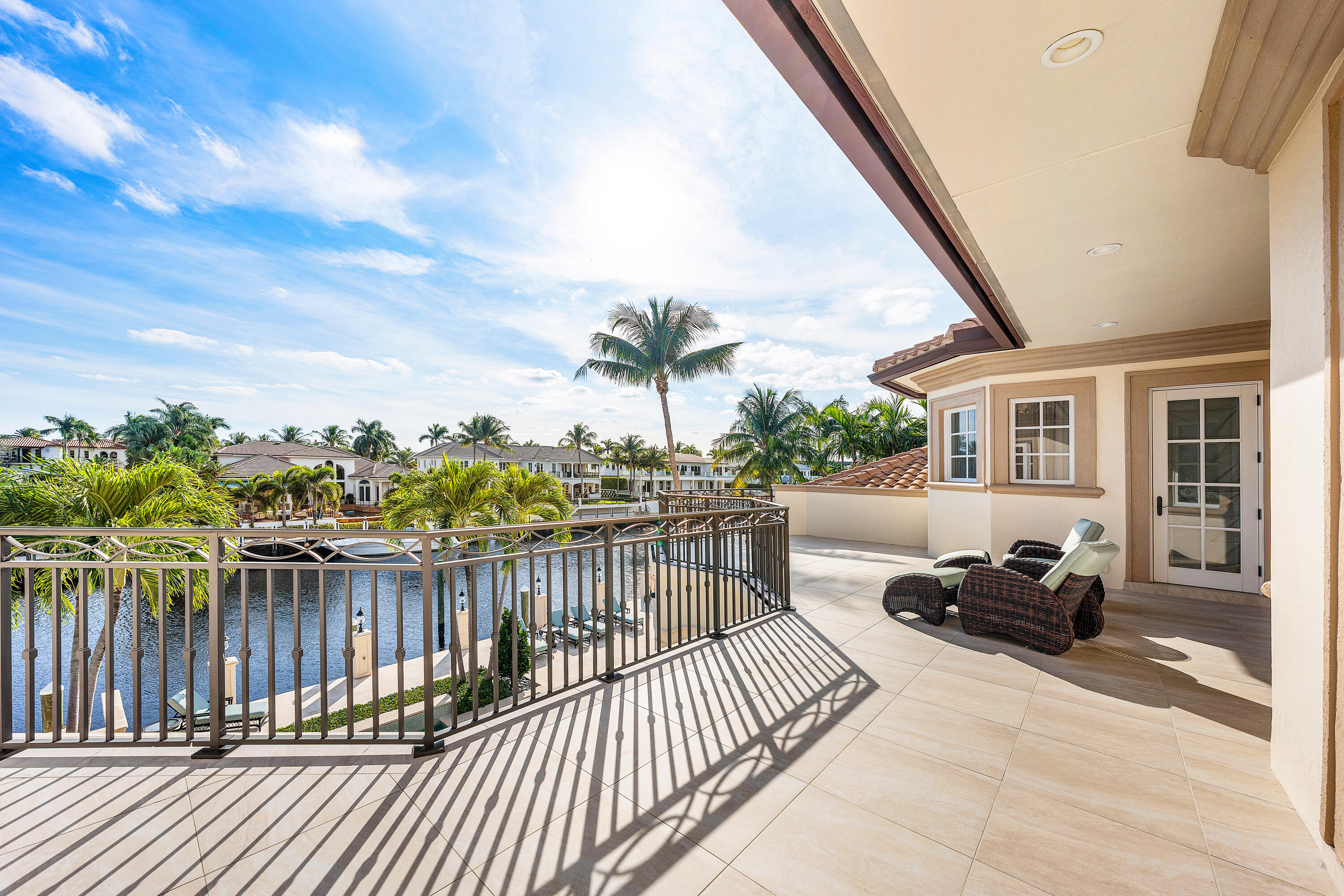 ROYAL PALM YACHT & COUNTRY CLUB - Residential
