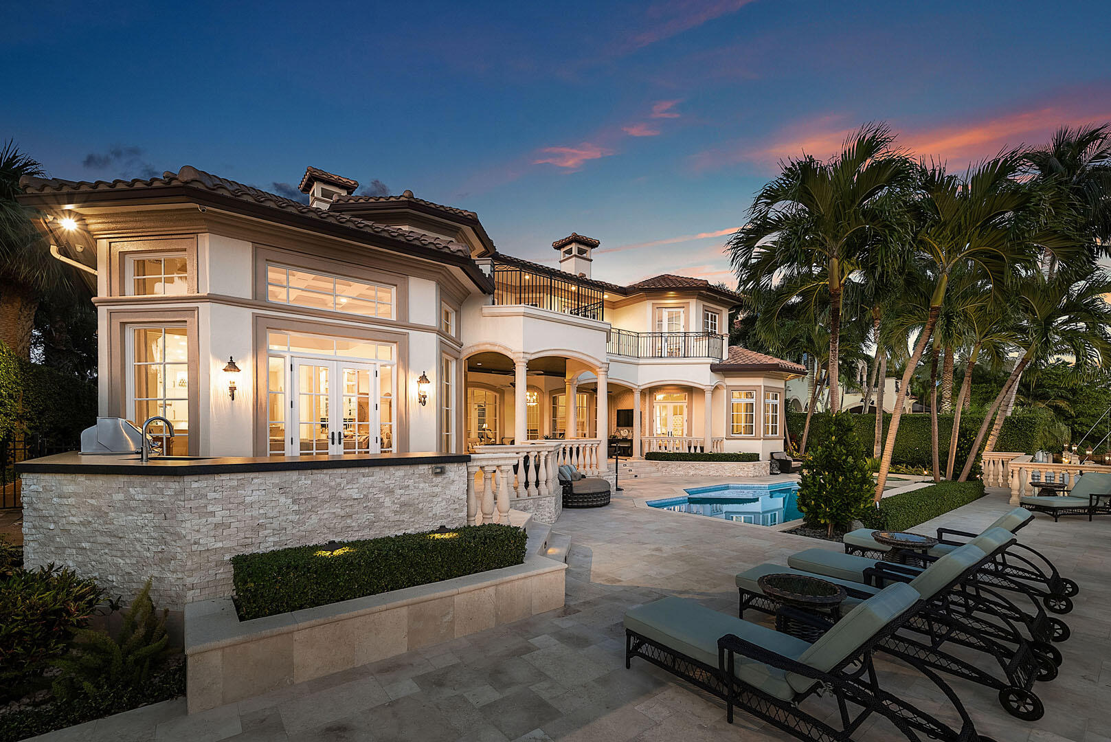 ROYAL PALM YACHT & COUNTRY CLUB - Residential