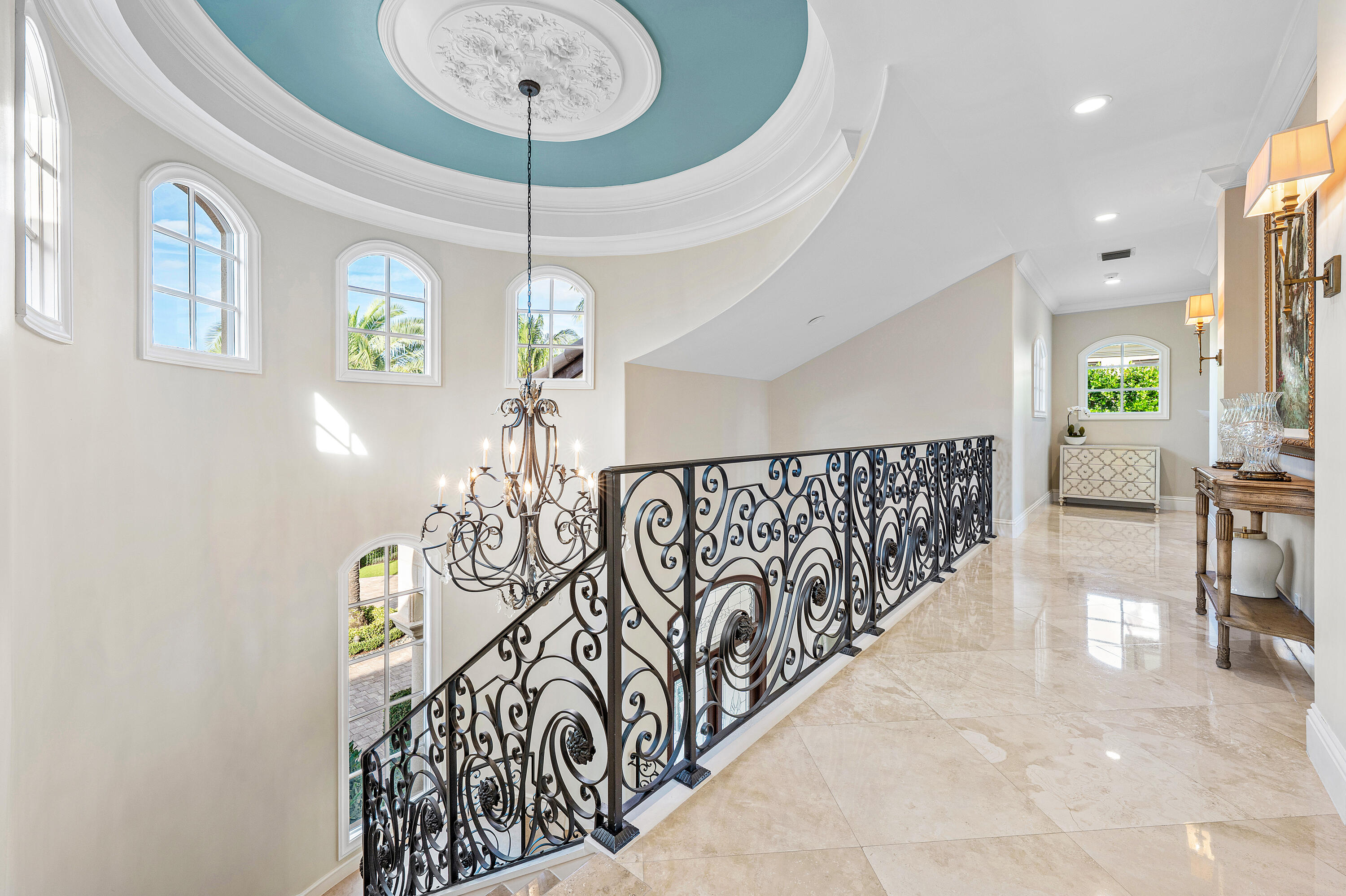 ROYAL PALM YACHT & COUNTRY CLUB - Residential