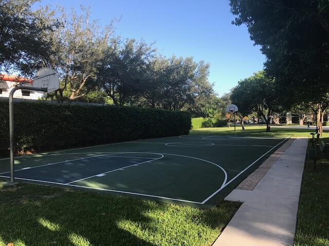 LAKE WINDWOOD CONDO - Residential Lease