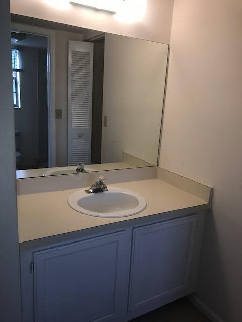 LAKE WINDWOOD CONDO - Residential Lease