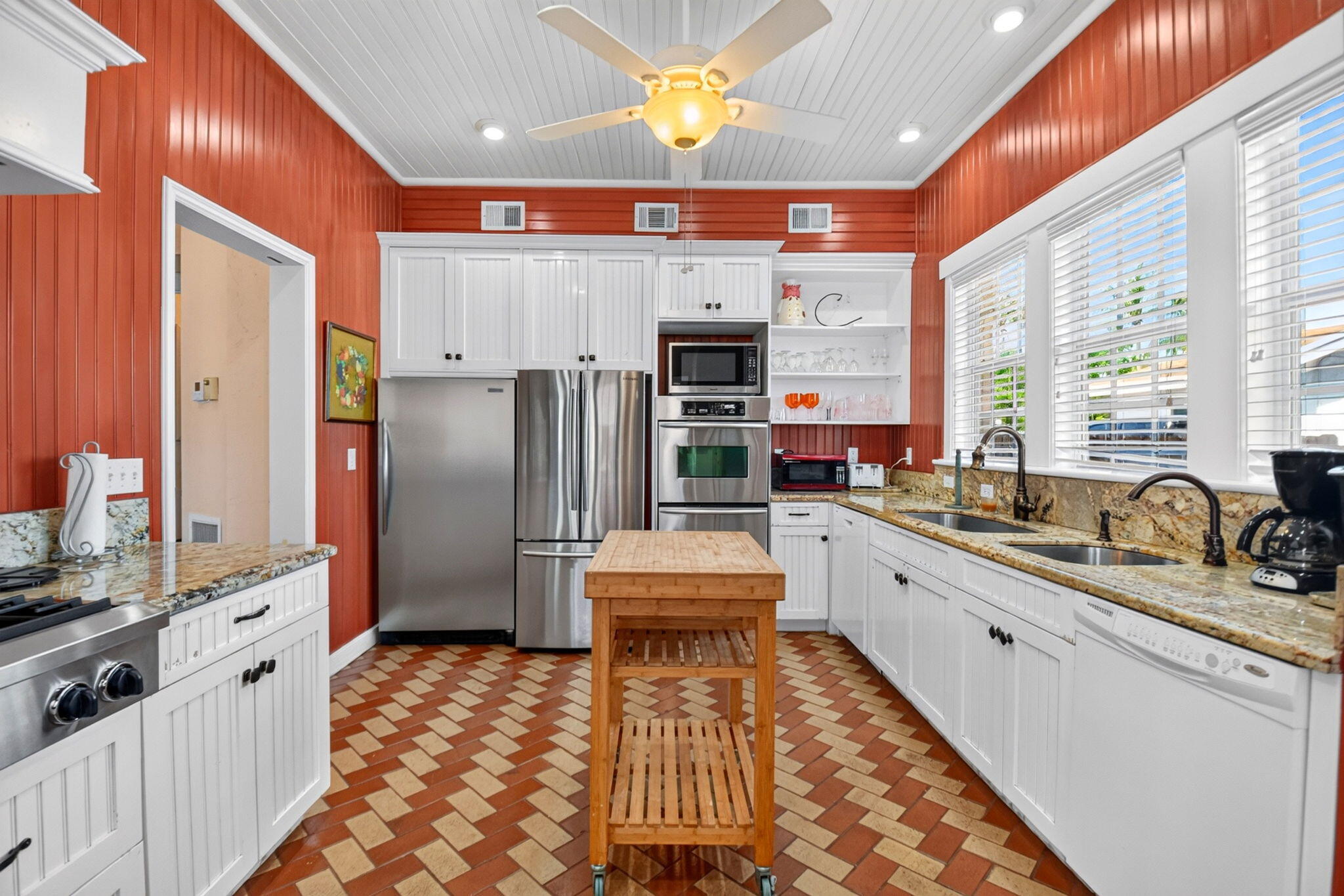 KELSEY CITY - Residential Lease