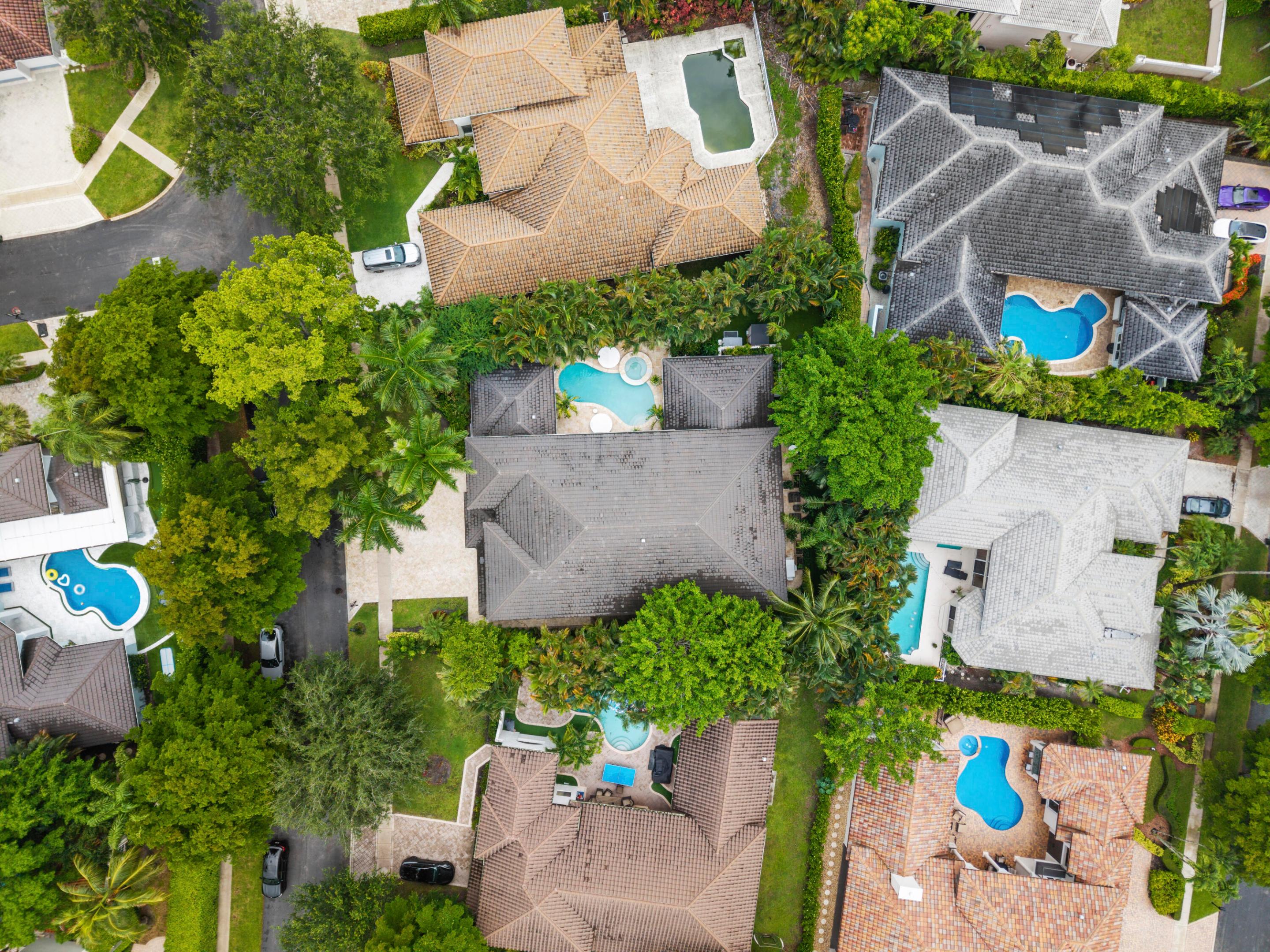 SEASONS - Residential