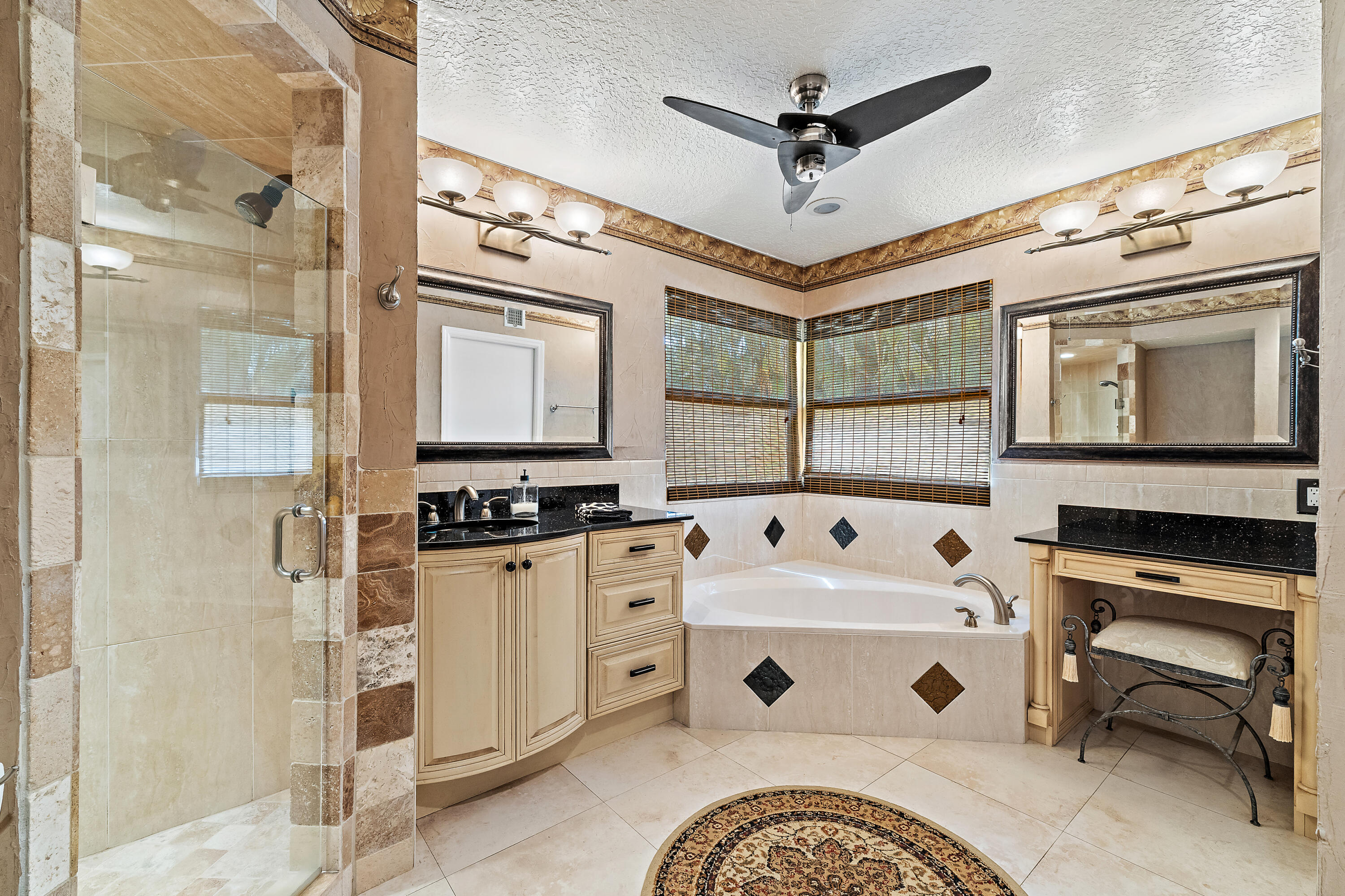 COVE POINT - Residential