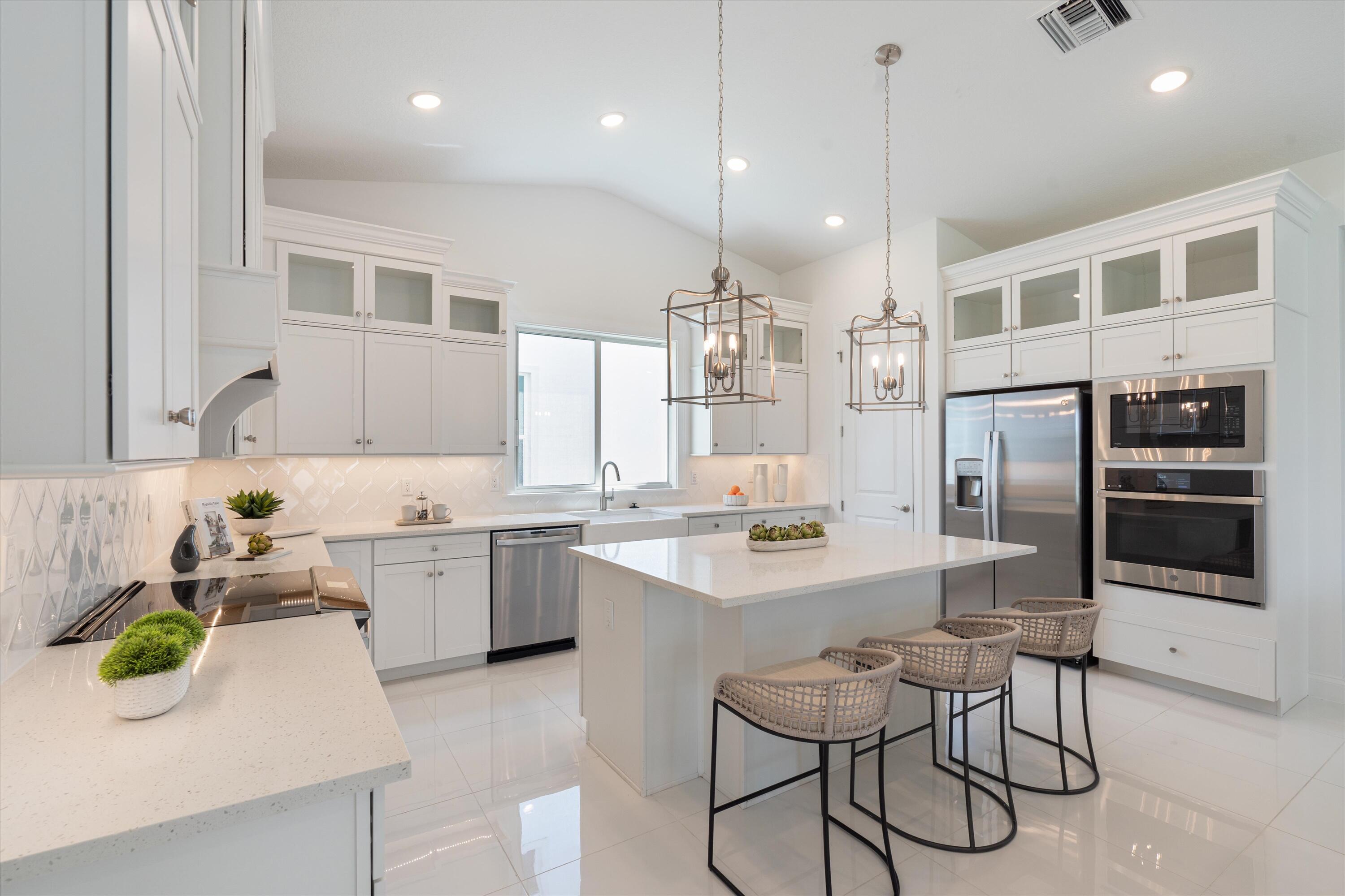 SALERNO RESERVE AT SHOWCASE PUD - Residential