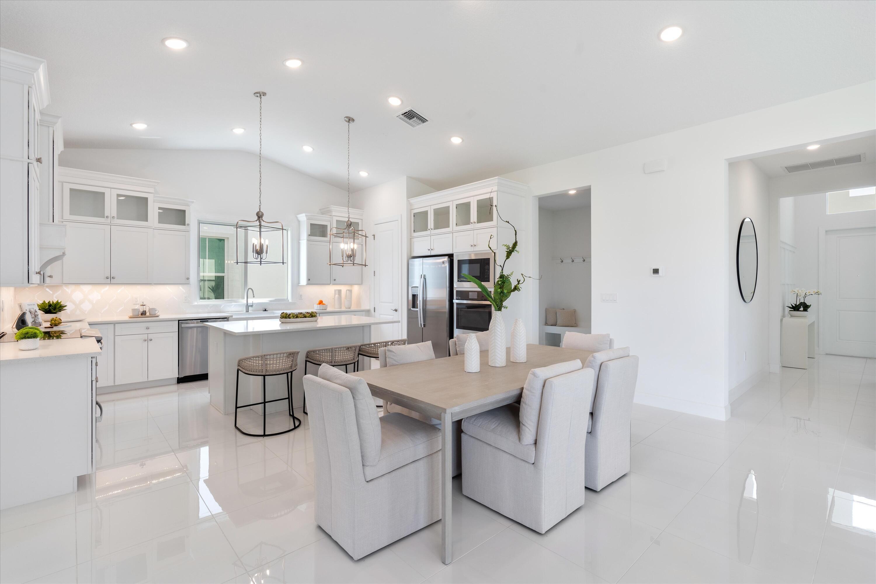 SALERNO RESERVE AT SHOWCASE PUD - Residential
