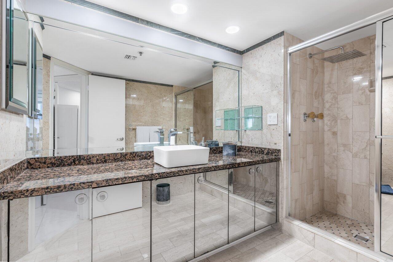 CORNICHE CONDO - Residential