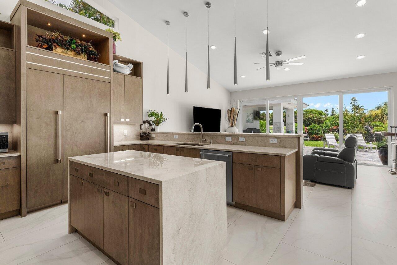 BOCA WOODS COUNTRY CLUB 8 - Residential Lease