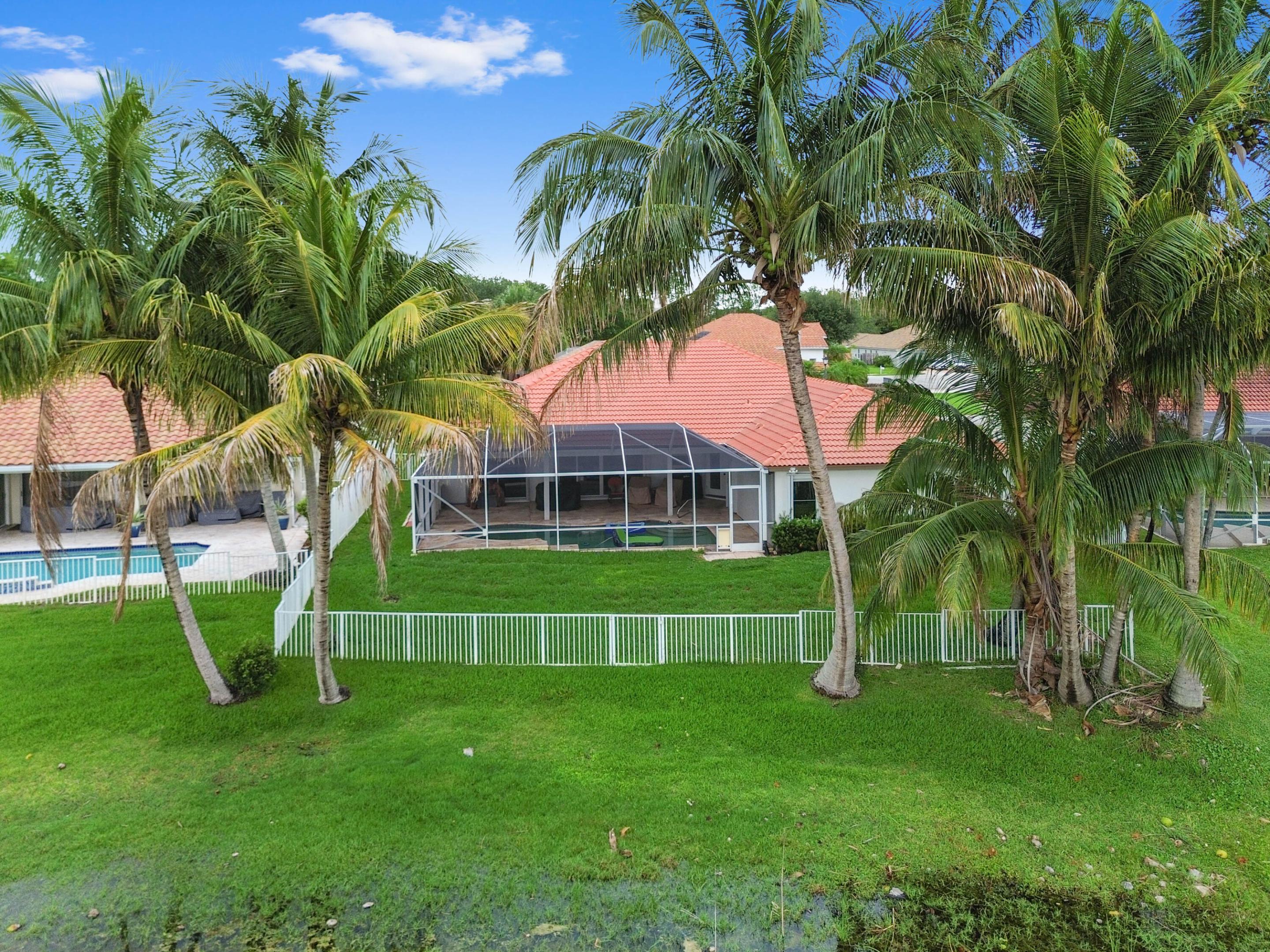 LAKE CHARLESTON - Residential