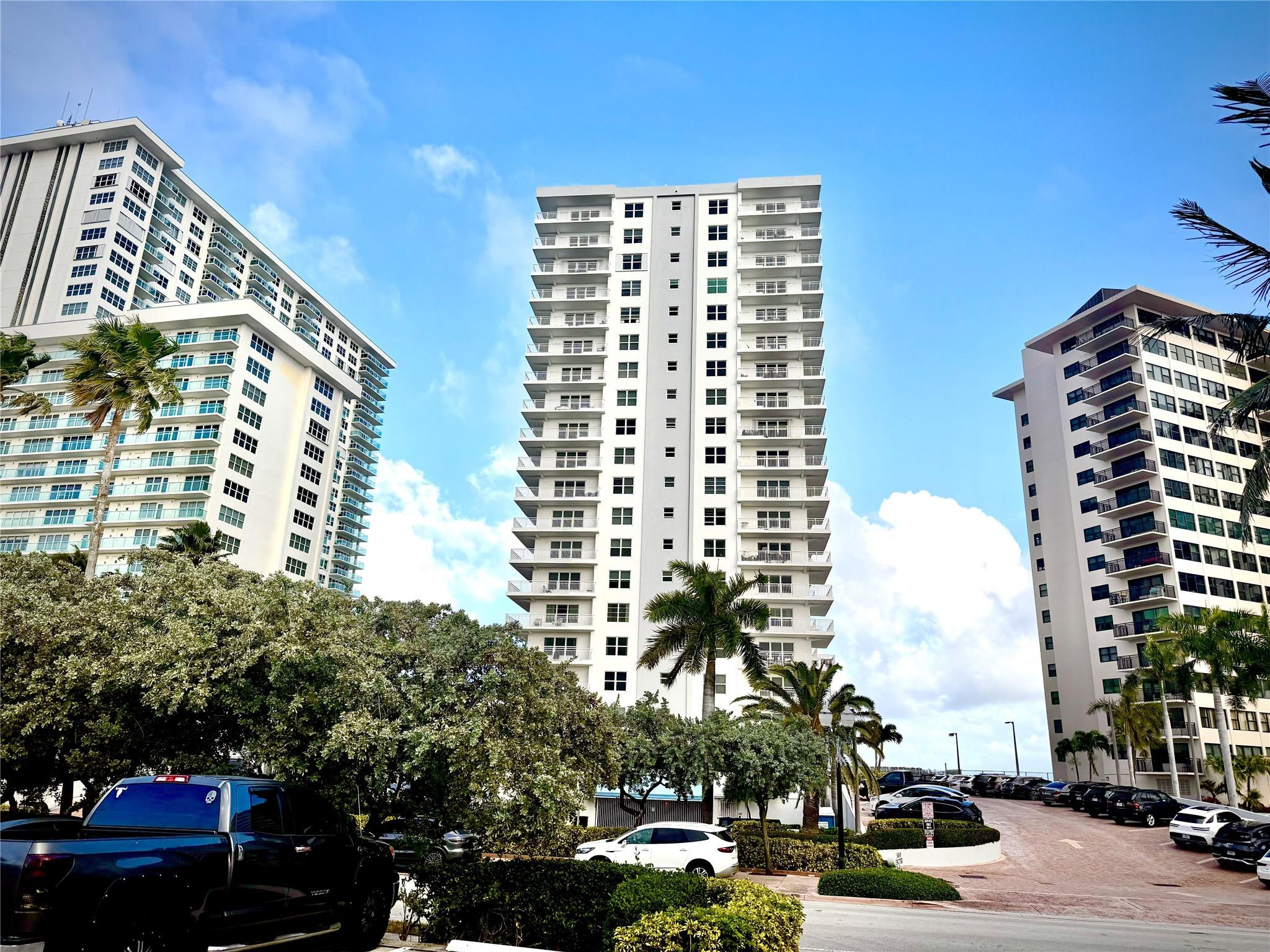 REGENCY TOWER CONDO - Residential