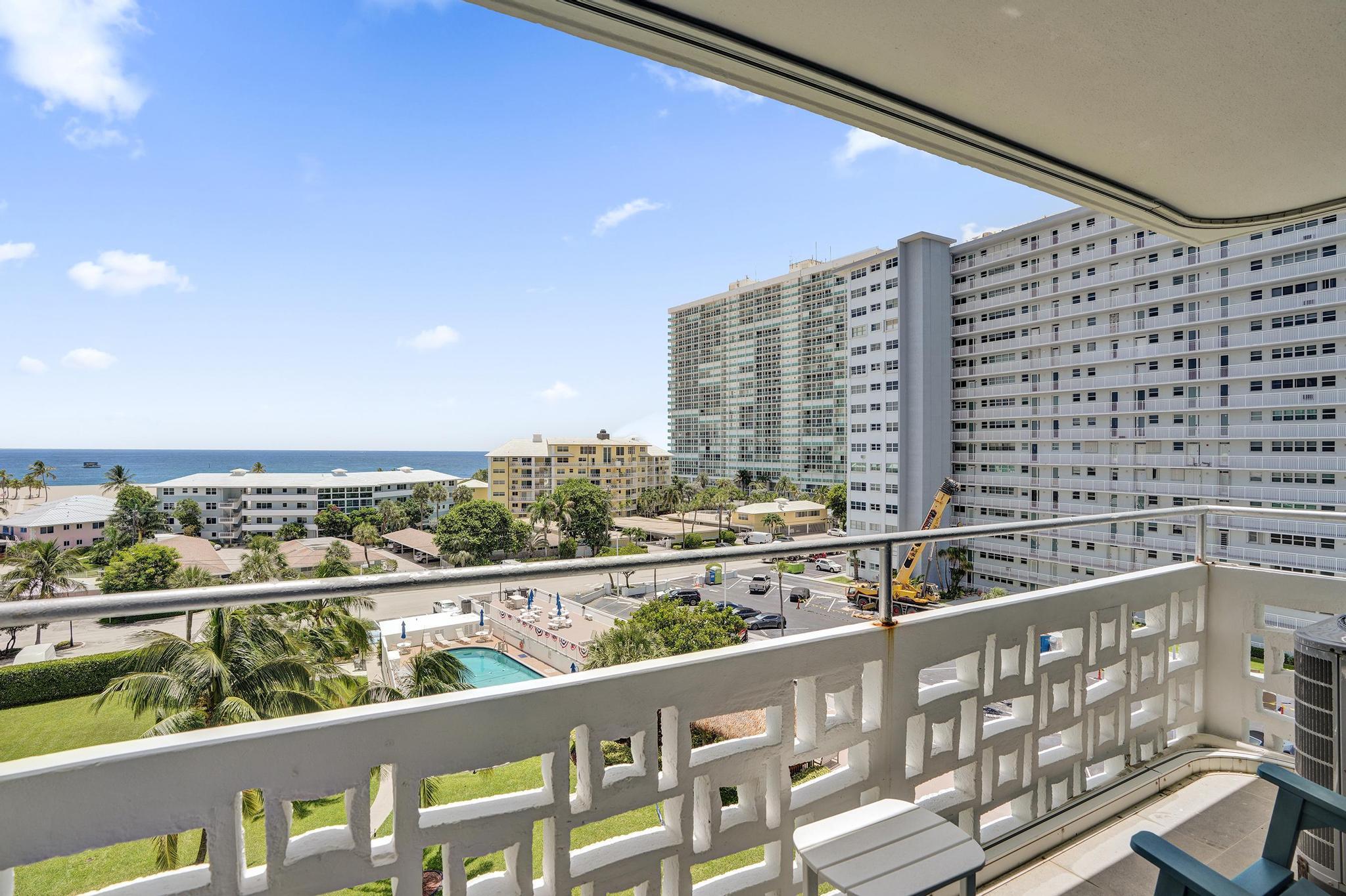 BREAKWATER TOWERS CO-OP - Residential