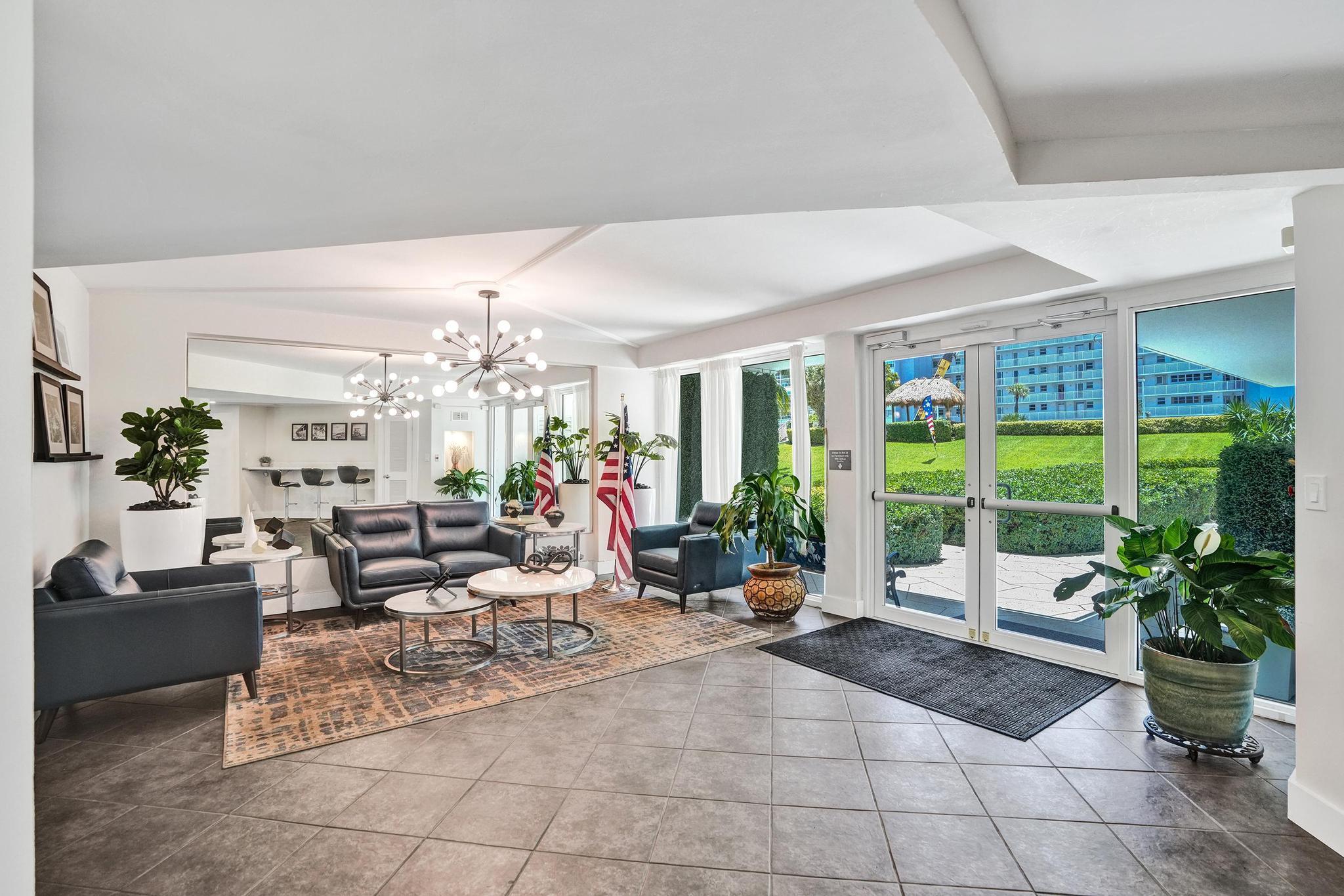 BREAKWATER TOWERS CO-OP - Residential