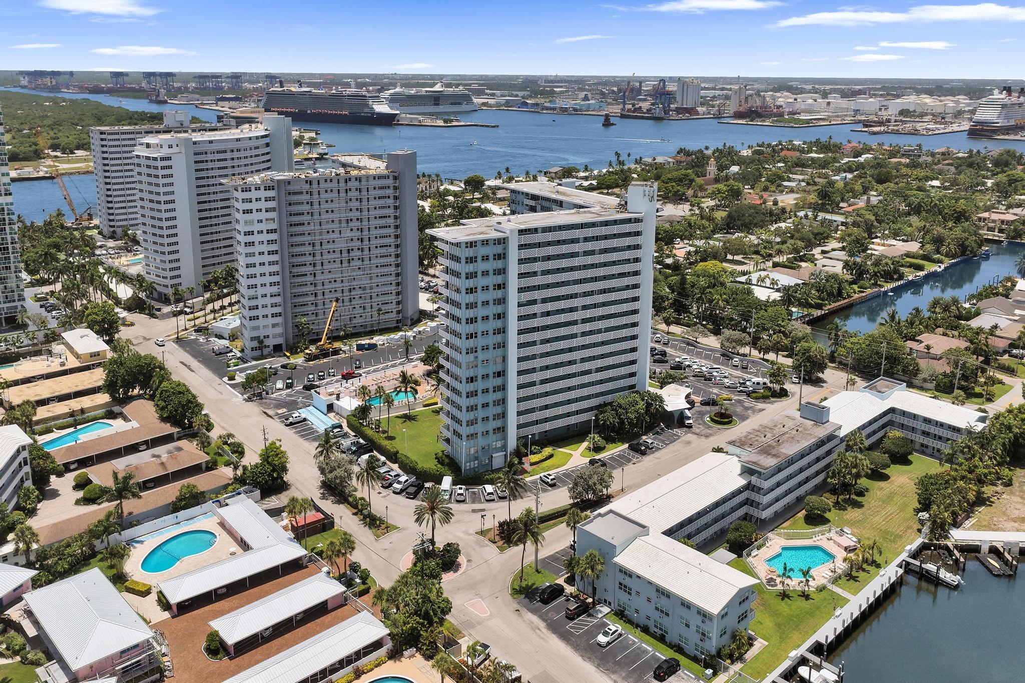 BREAKWATER TOWERS CO-OP - Residential