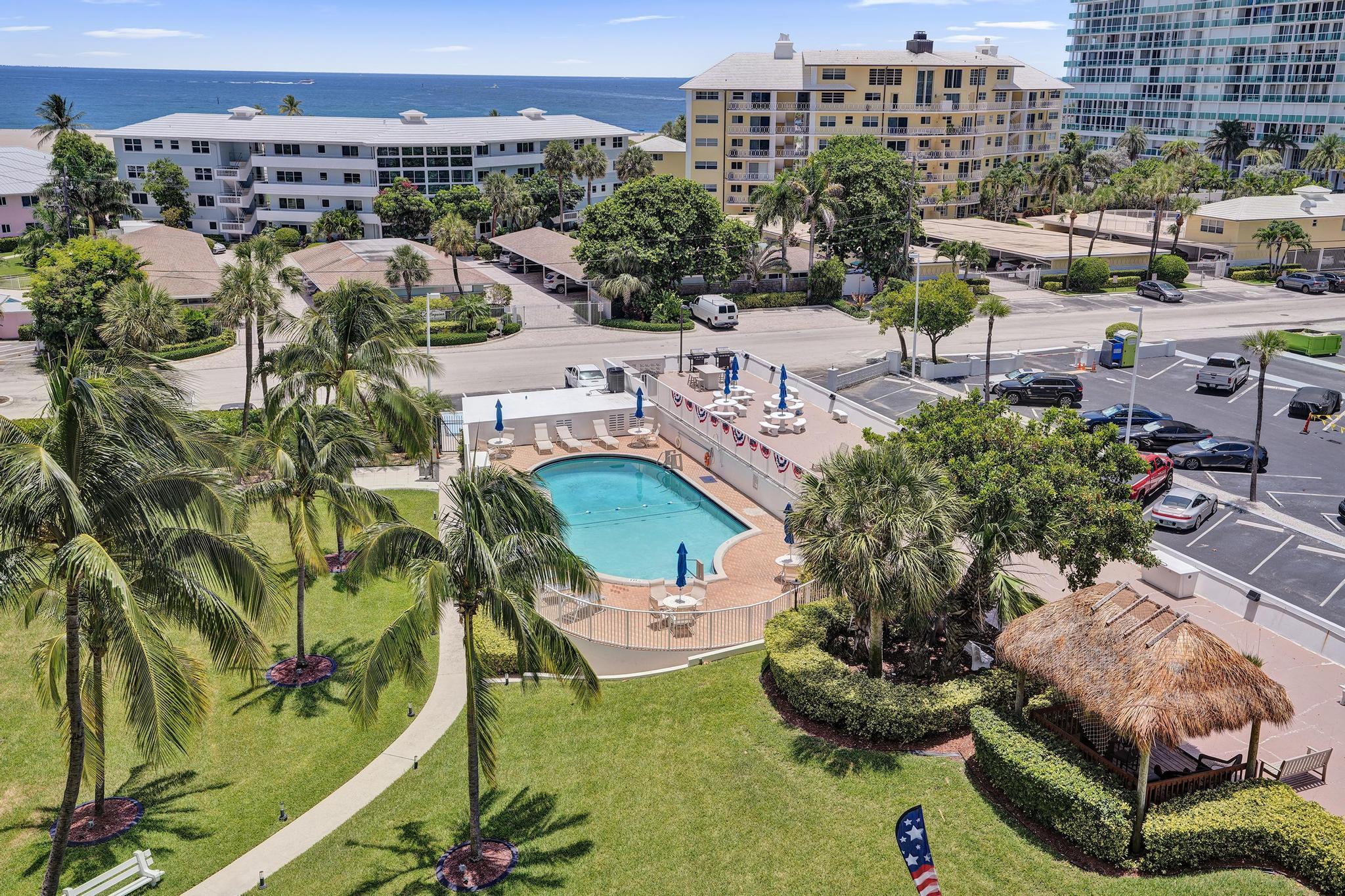 BREAKWATER TOWERS CO-OP - Residential
