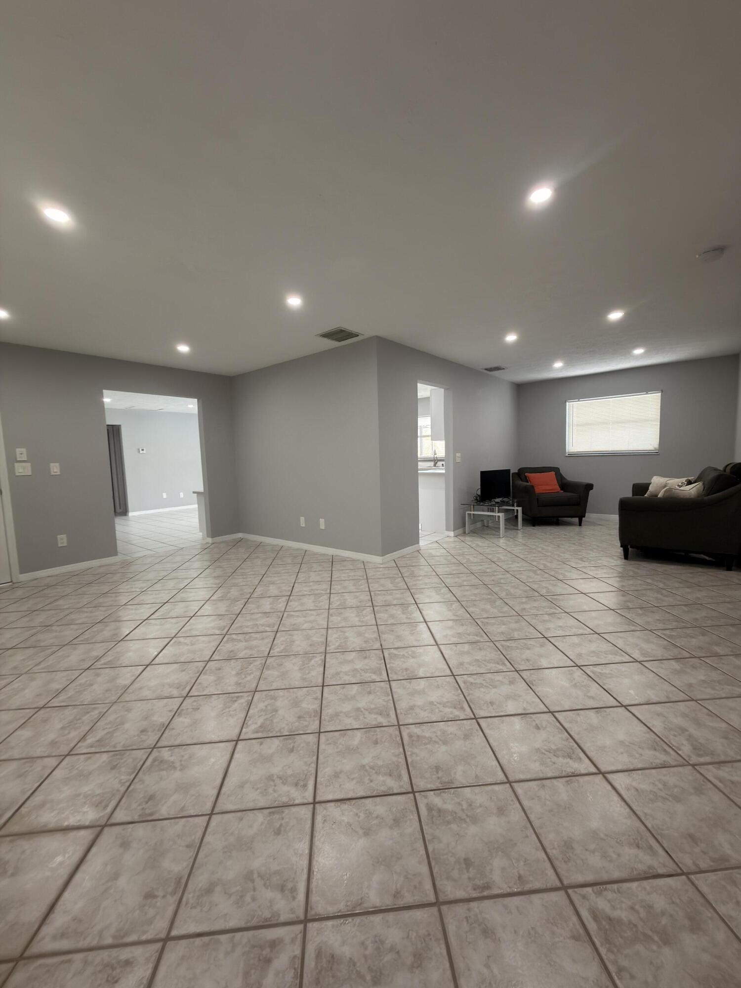 PORT ST LUCIE SECTION 2 - Residential