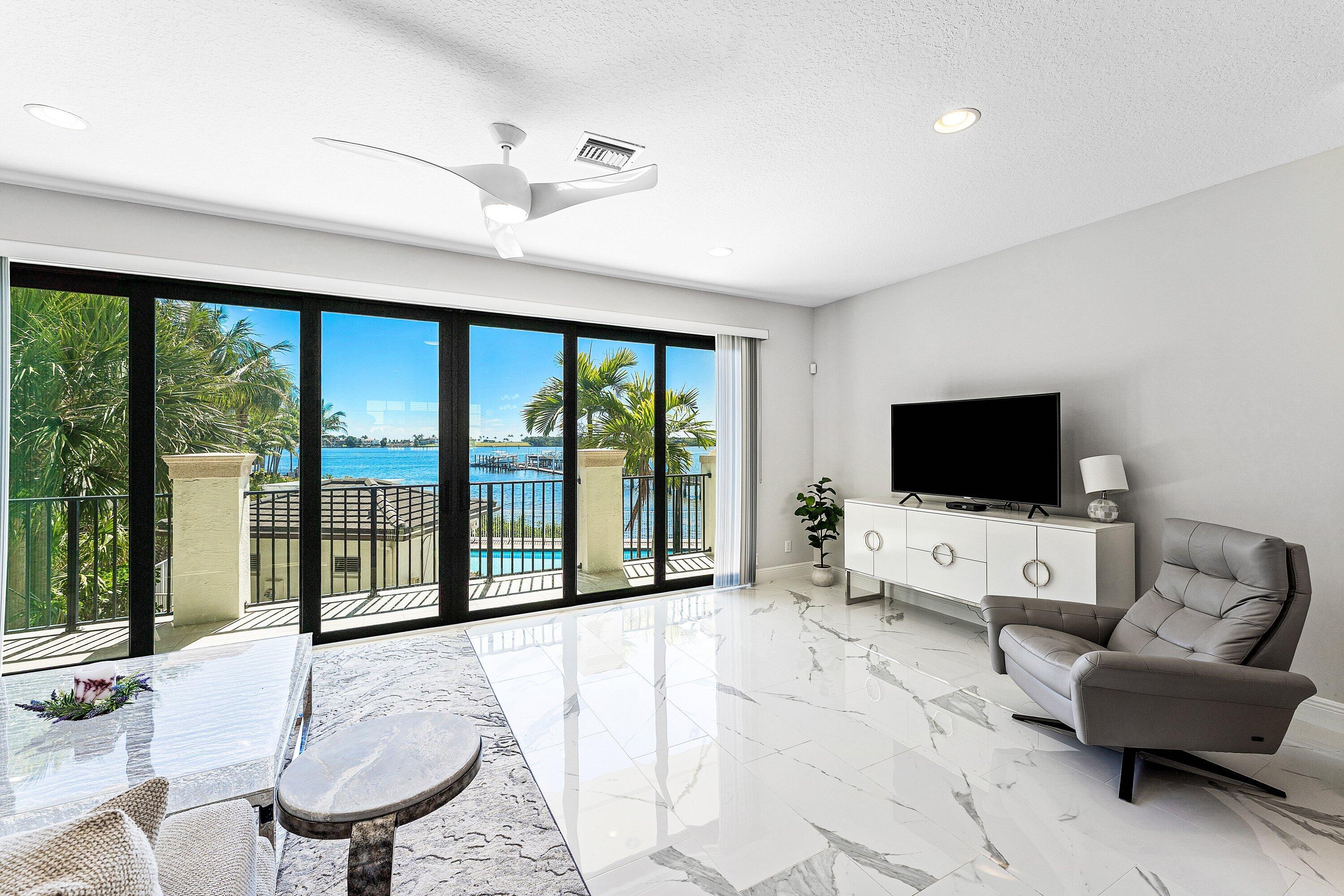 CASA DEL MAR REPLAT - Residential