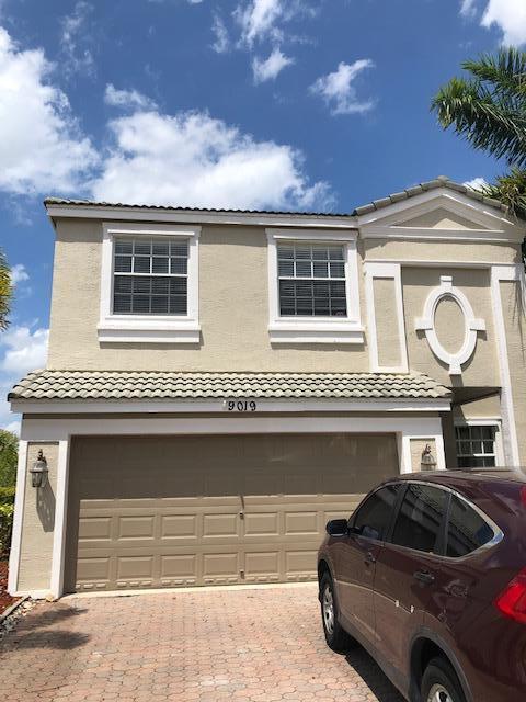 OLYMPIA 1 - Residential Lease