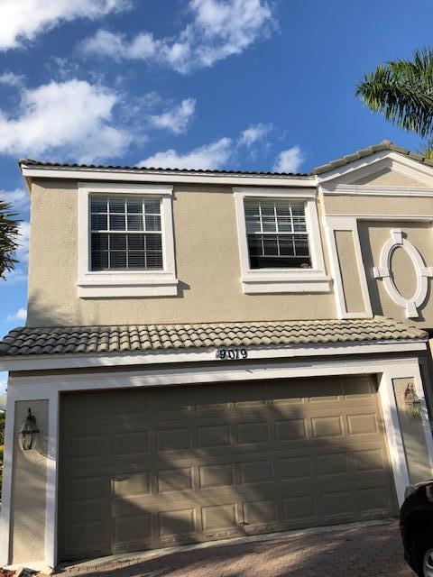 OLYMPIA 1 - Residential Lease