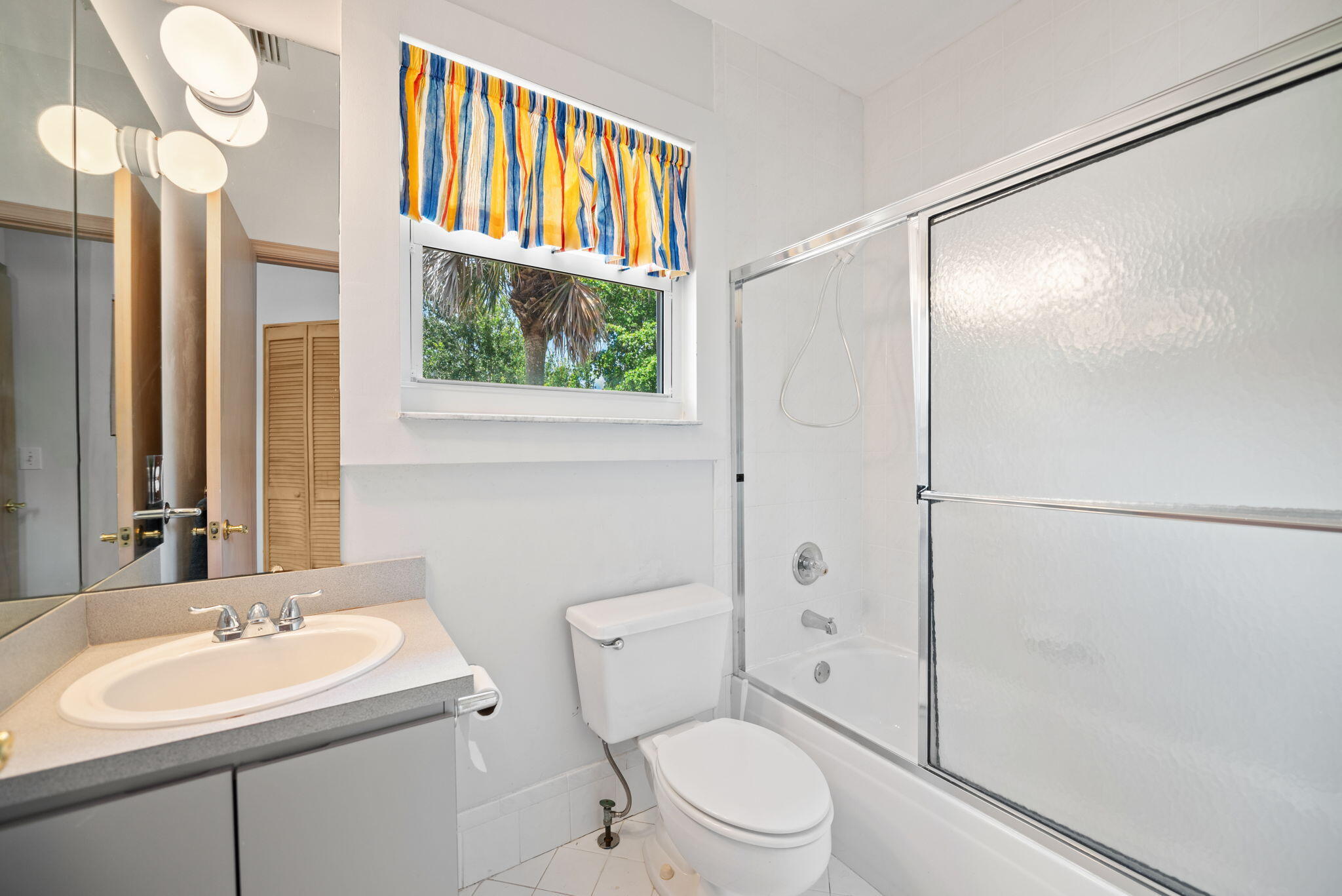 JACARANDA COUNTRY CLUB WEST - Residential
