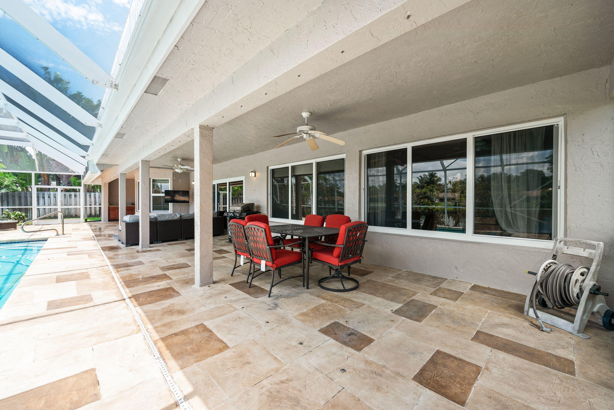 JACARANDA COUNTRY CLUB WEST - Residential