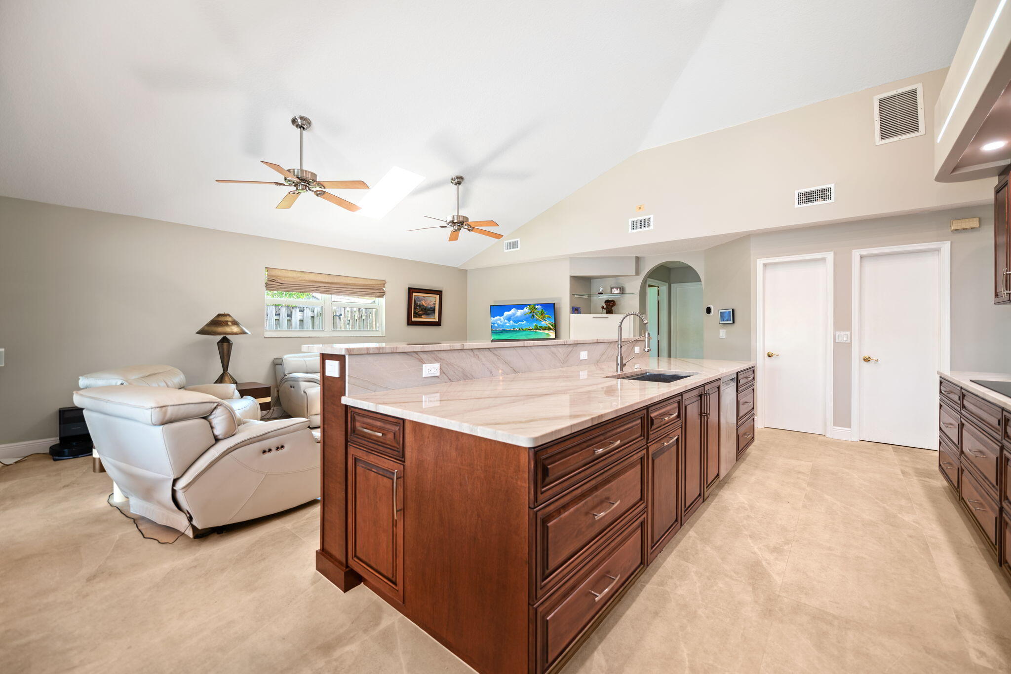 JACARANDA COUNTRY CLUB WEST - Residential