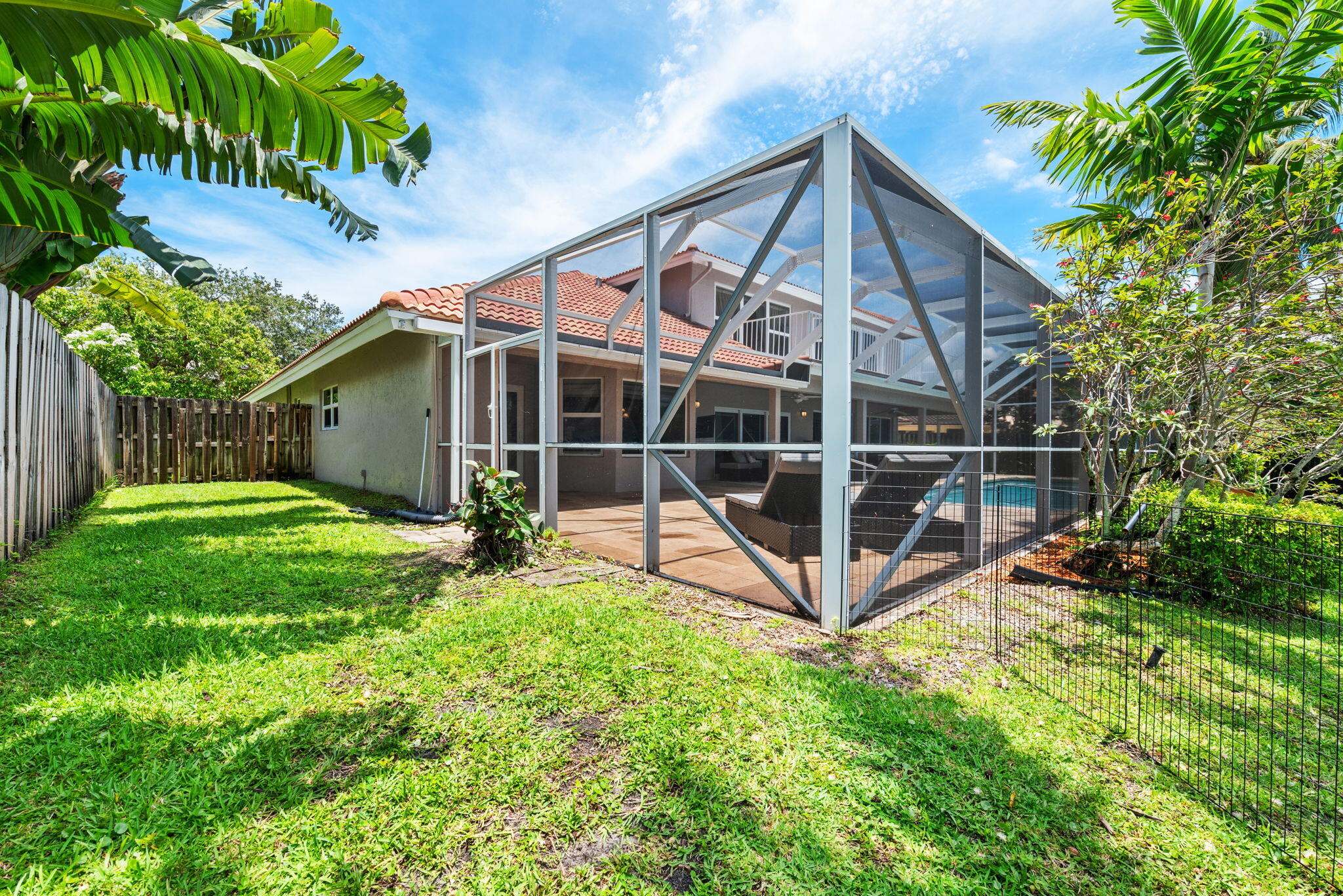 JACARANDA COUNTRY CLUB WEST - Residential