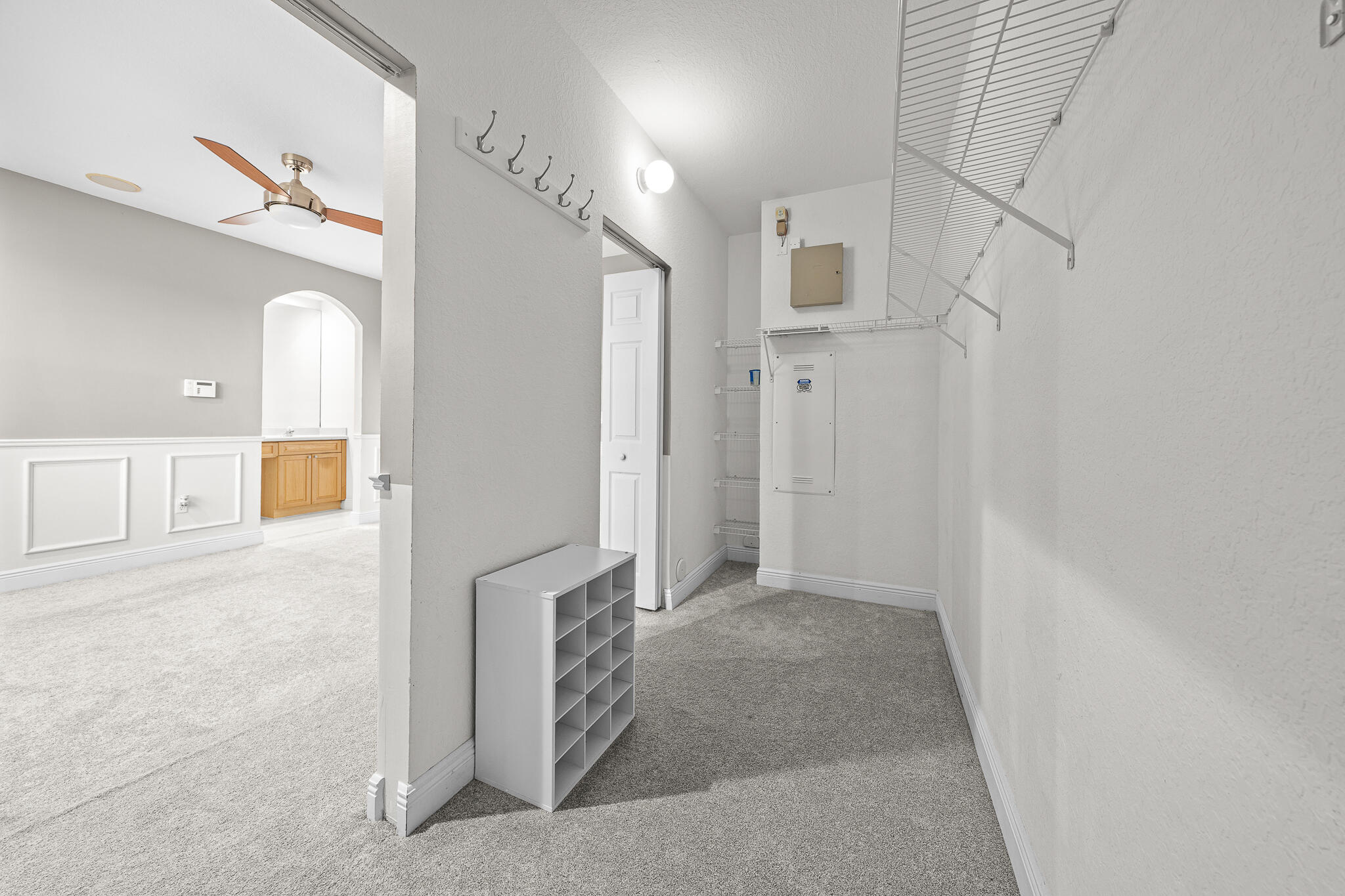 Escada - Residential