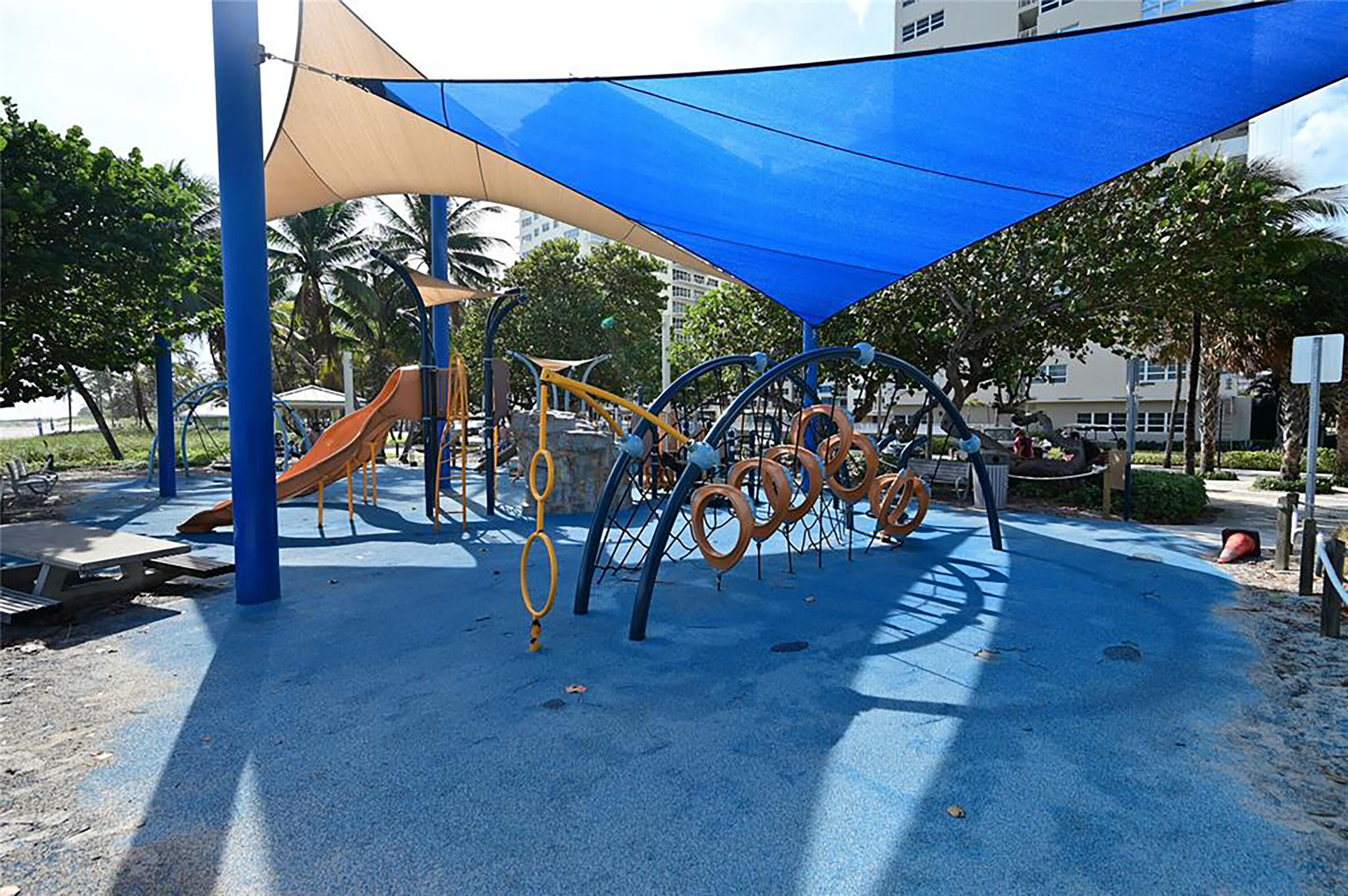 SILVER THATCH ATLANTIC PLAZA - Residential Lease