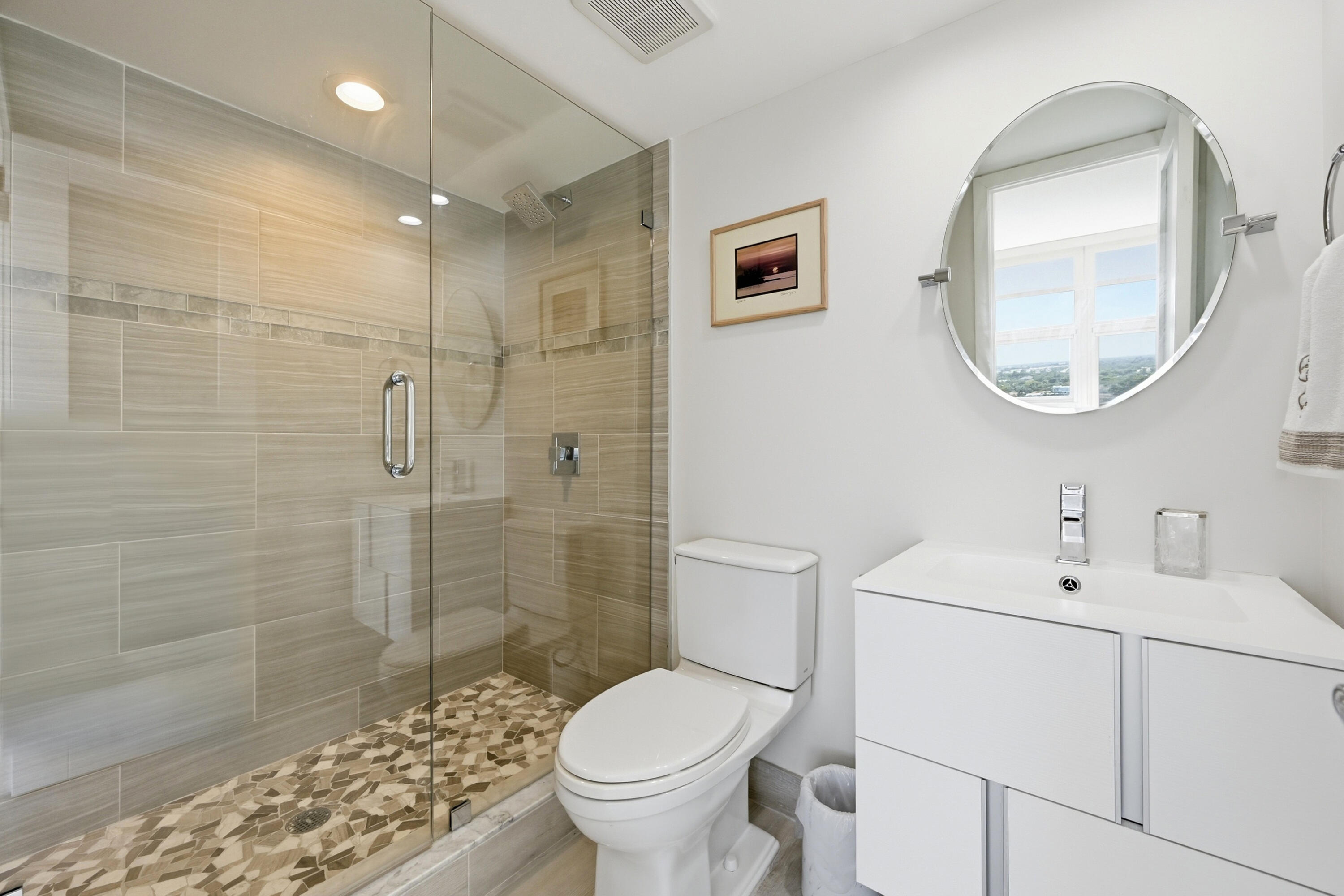 SILVER THATCH ATLANTIC PLAZA - Residential Lease