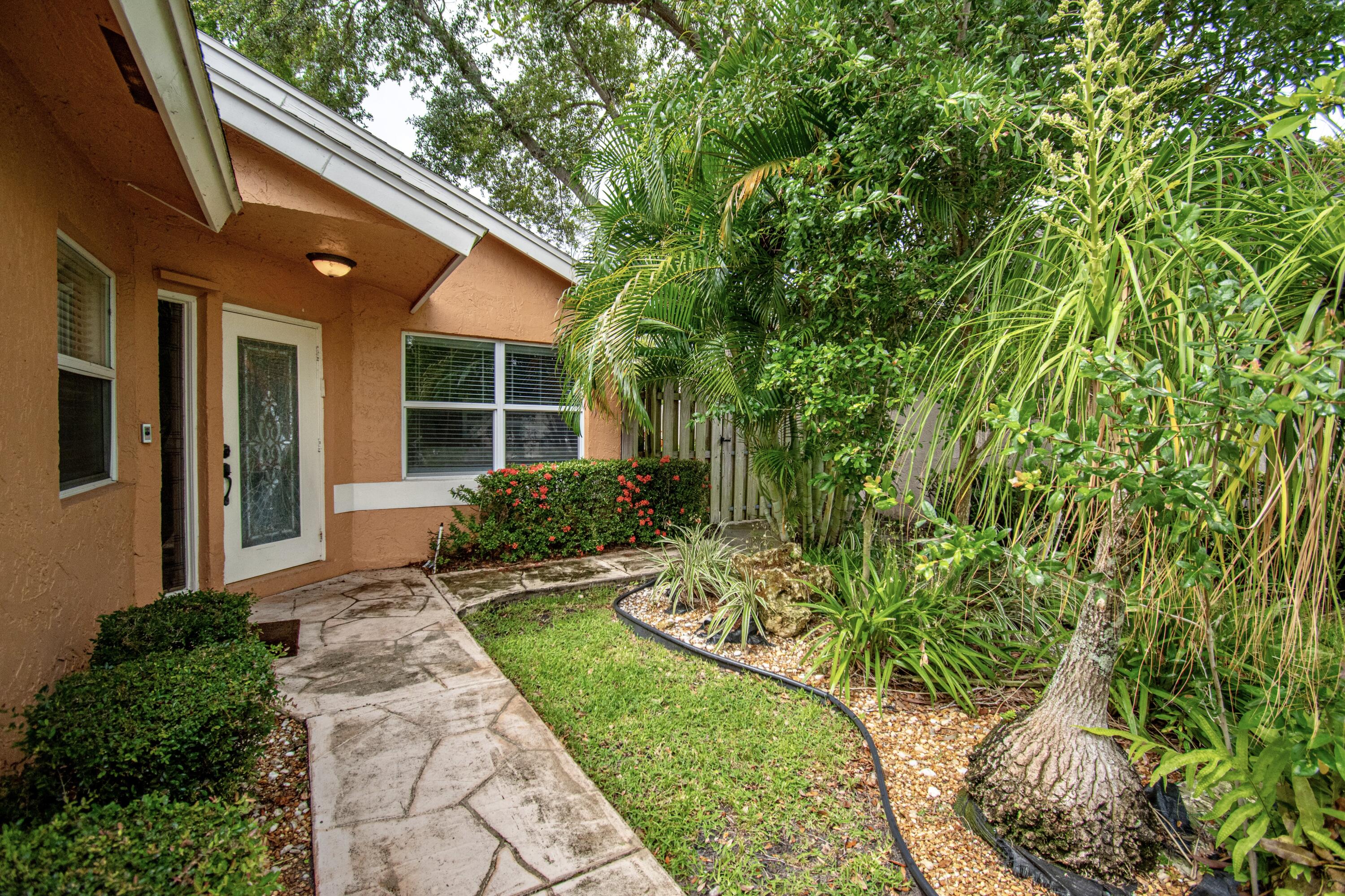 CAPTIVA - Residential