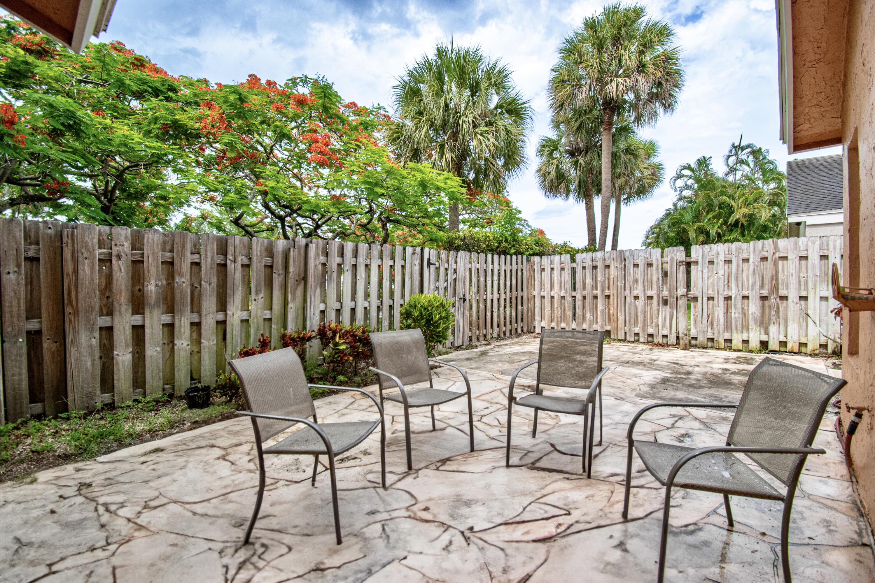 CAPTIVA - Residential
