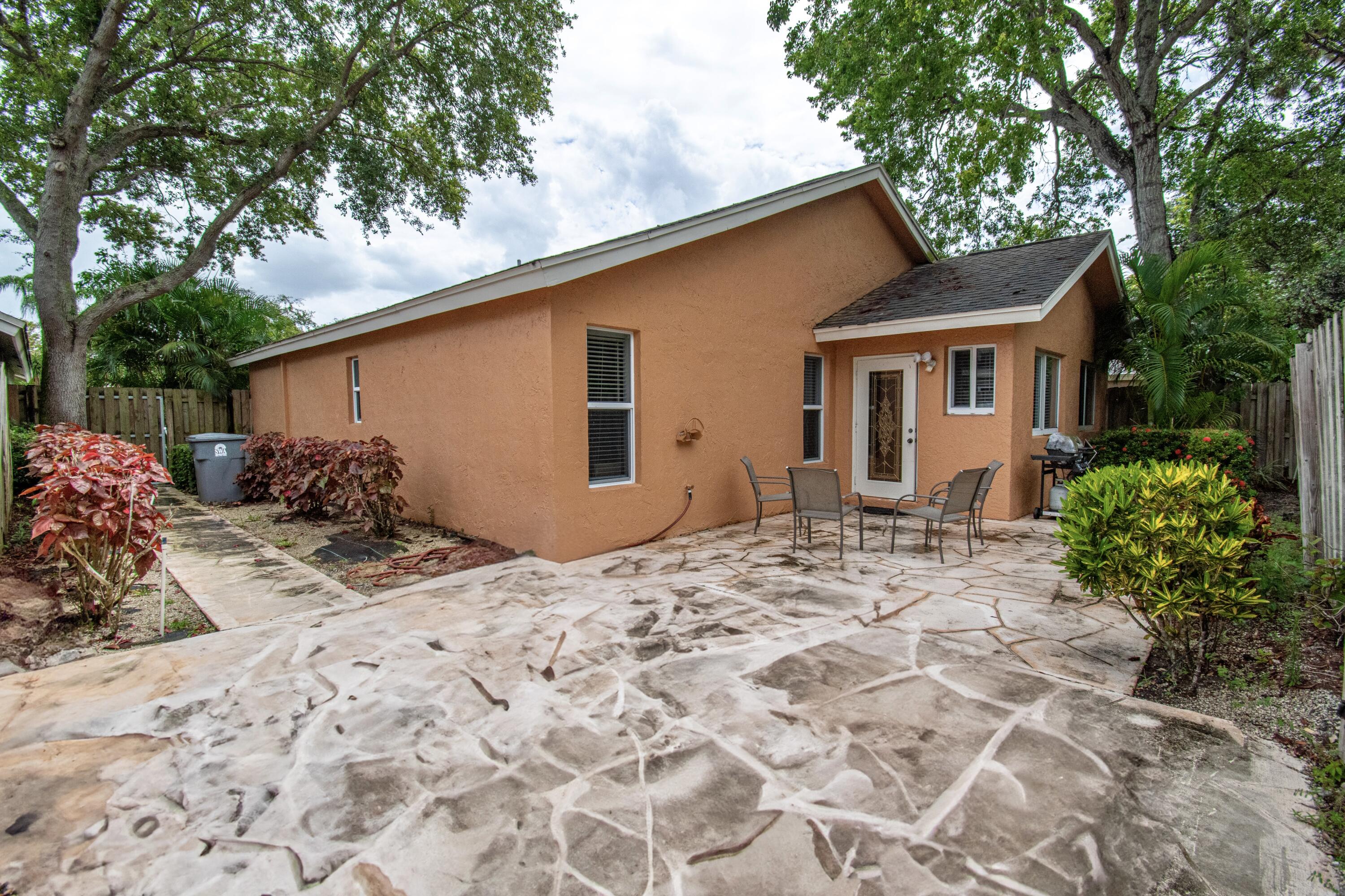 CAPTIVA - Residential
