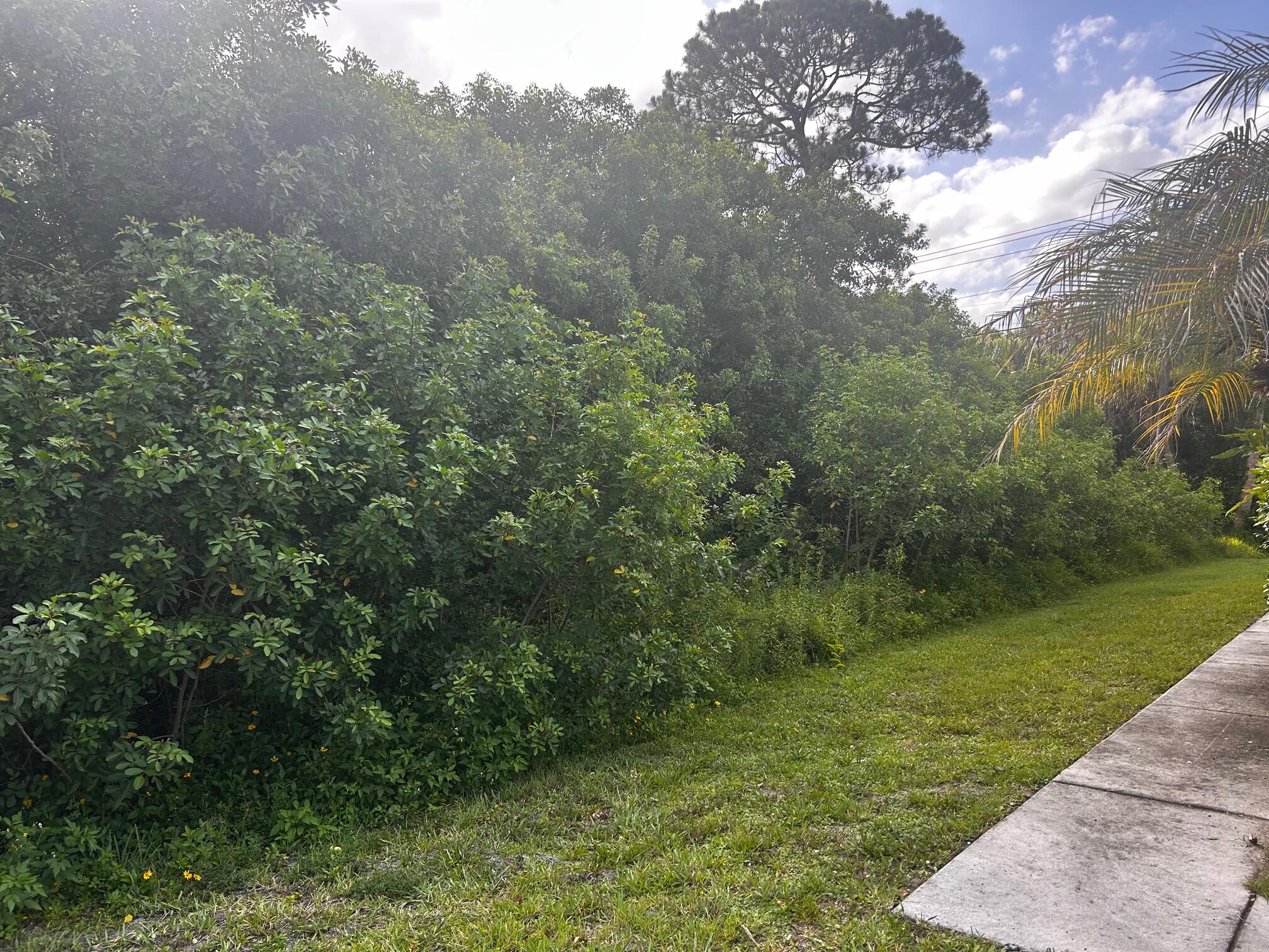 LAKEWOOD PARK UNIT 8 - Residential