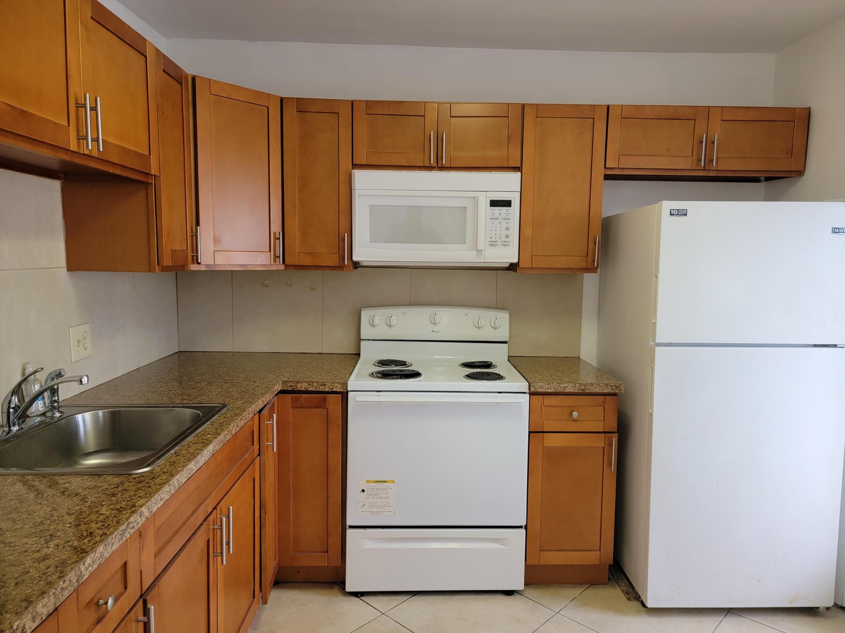 PARK SOUTH ELEVEN INC CONDO - Residential Lease