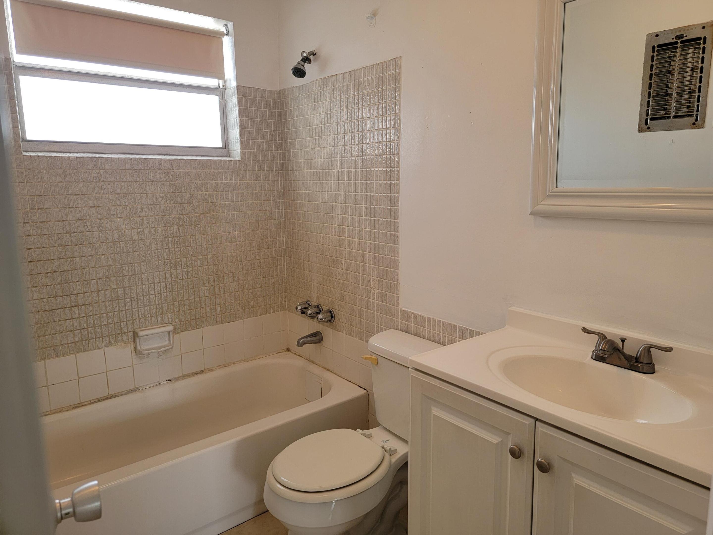 PARK SOUTH ELEVEN INC CONDO - Residential Lease