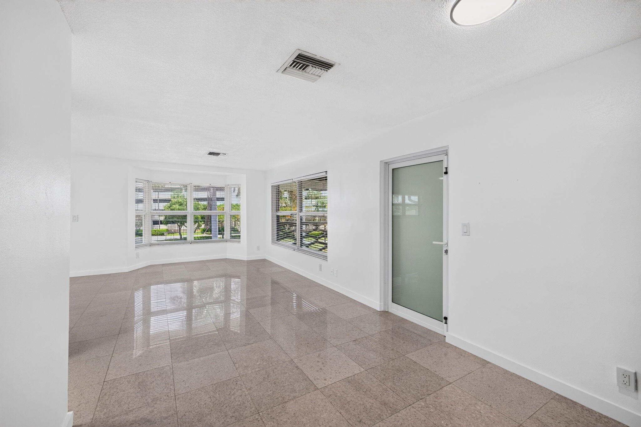 COUNTRY CLUB TERRACE CO-OP - Residential